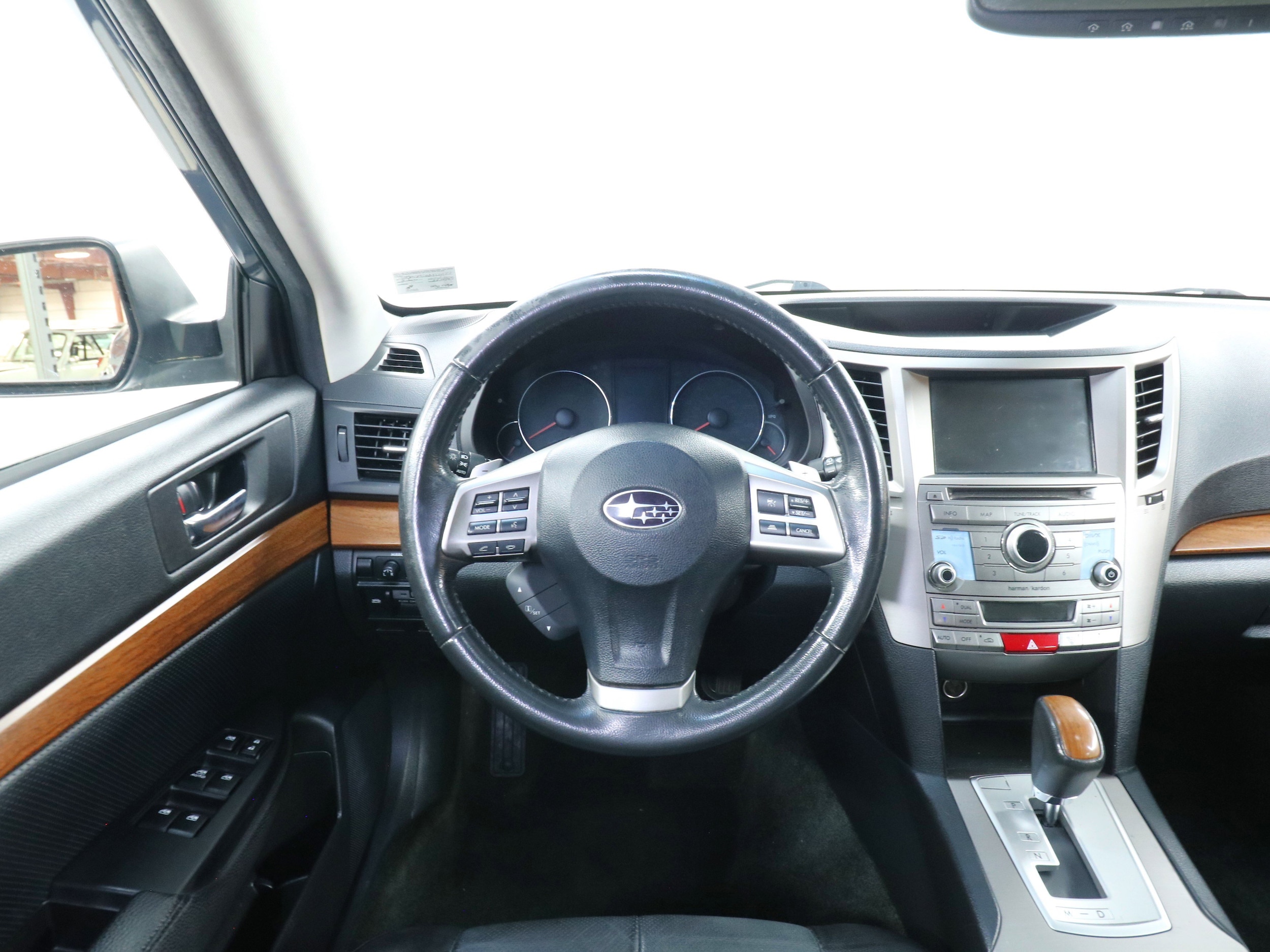 2013 Subaru Outback 10