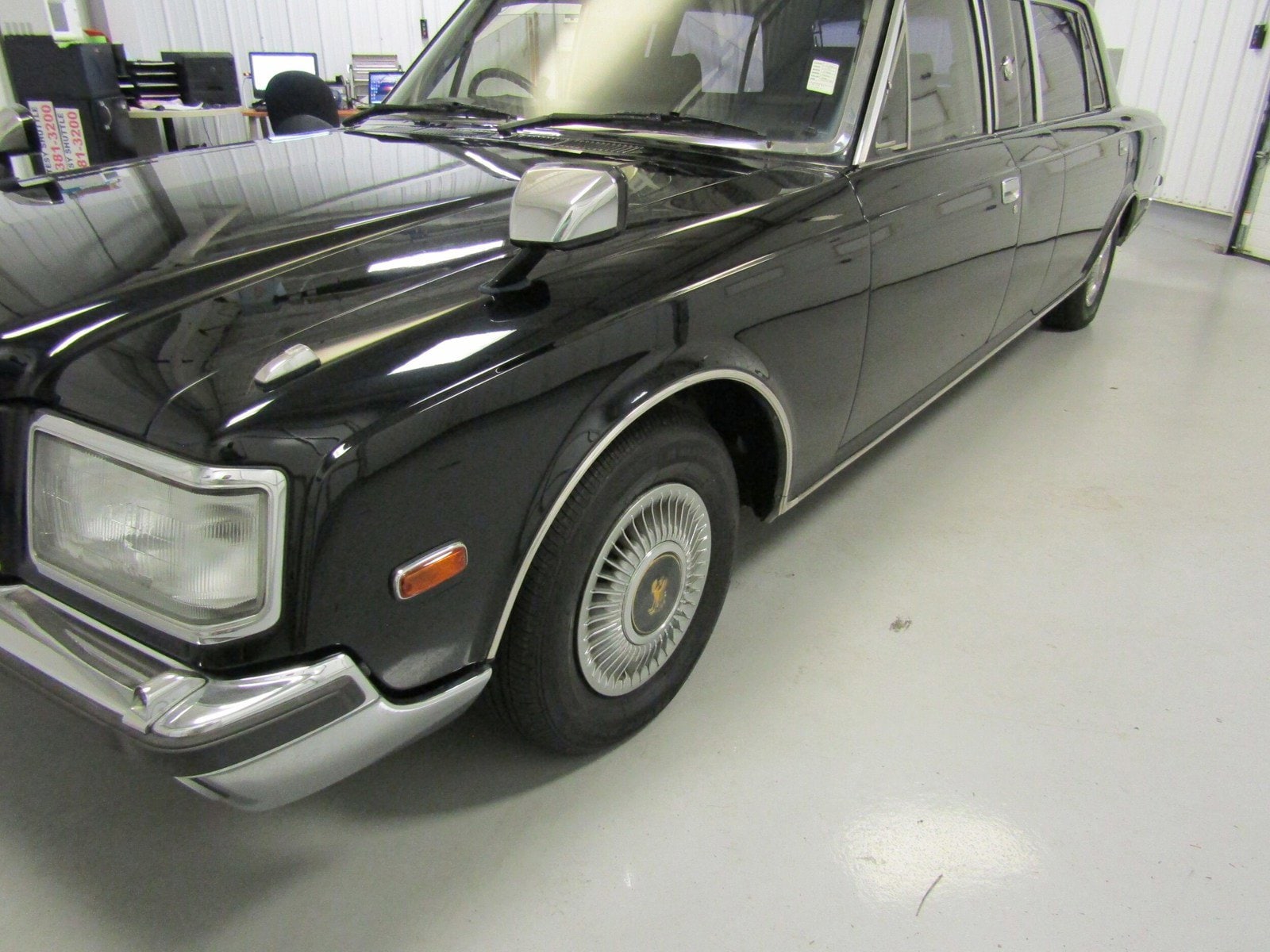 1991 Toyota Century 37