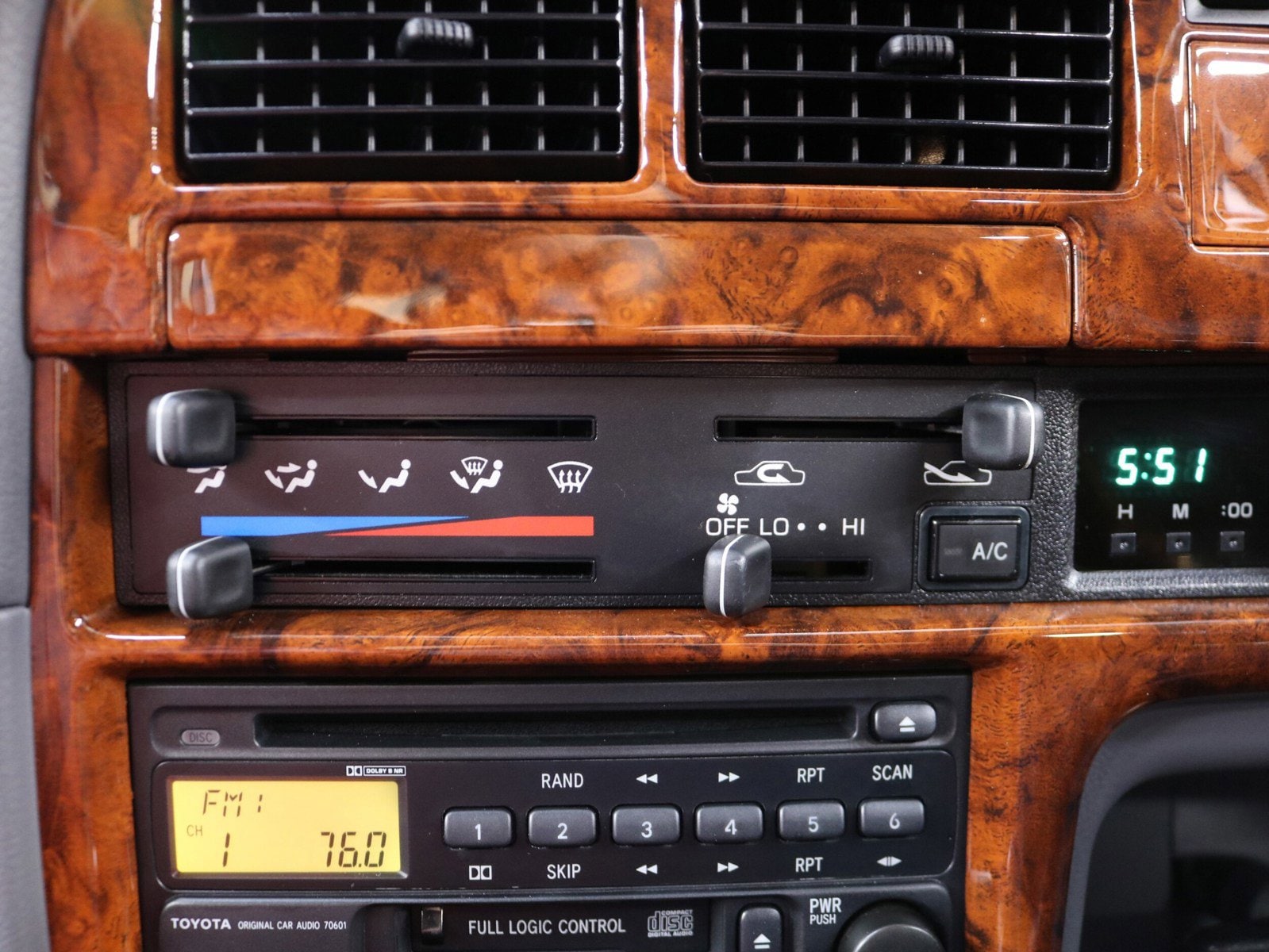 1997 Toyota Classic 11