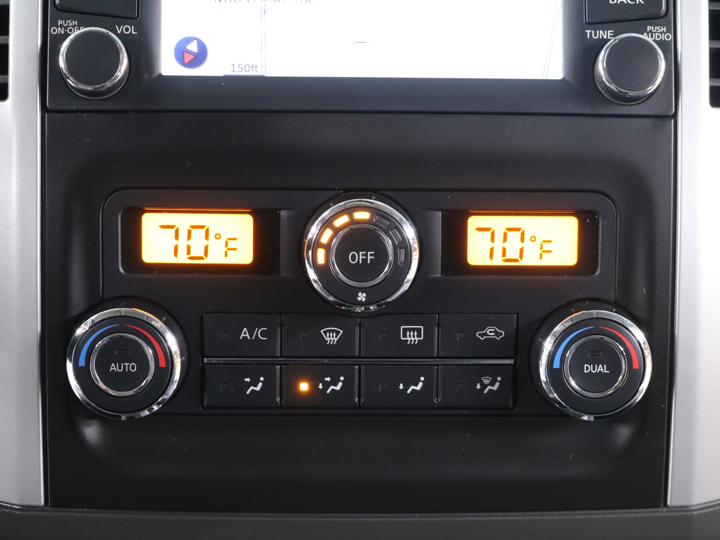 2019 Nissan Frontier 13