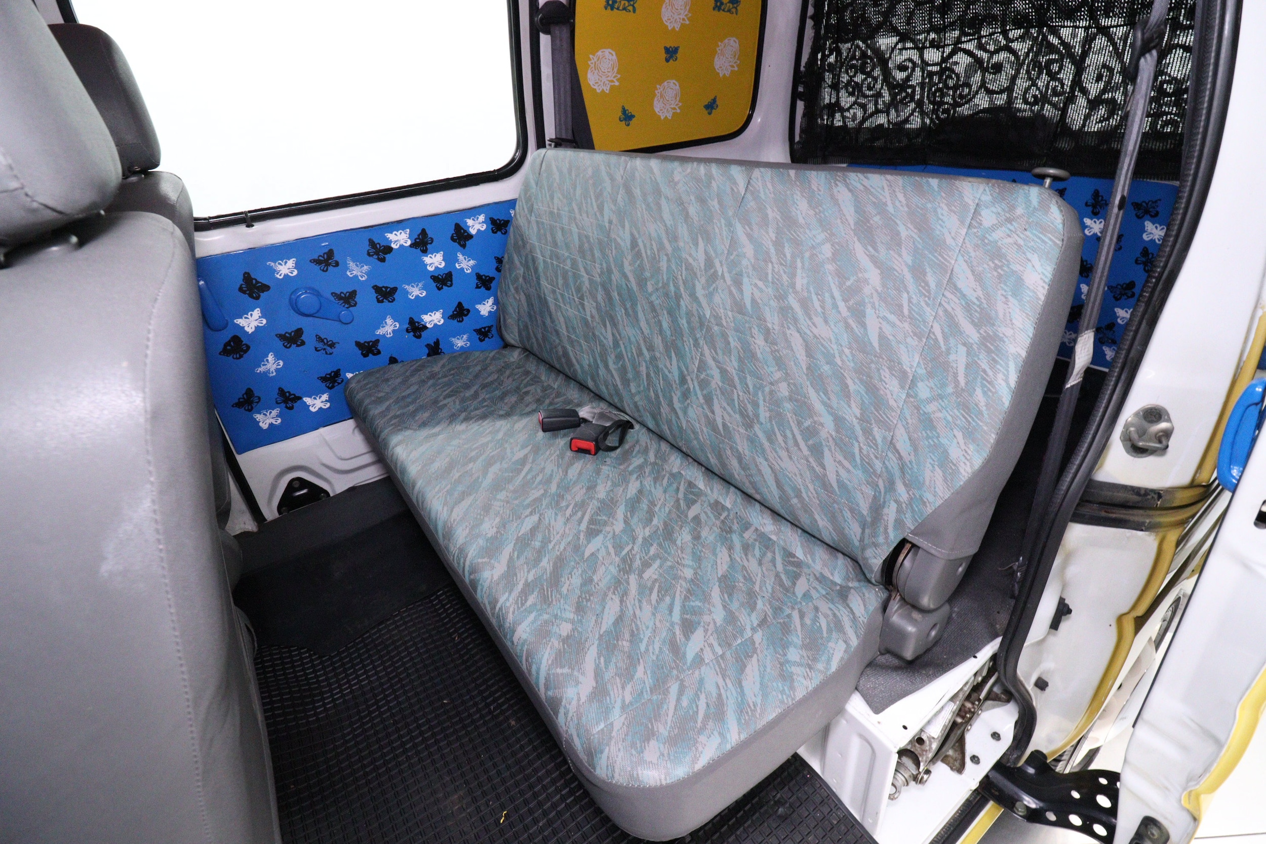 2004 Suzuki Every 21