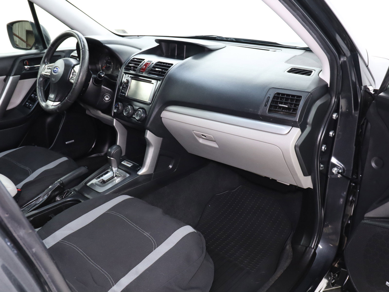 2015 Subaru Forester 16