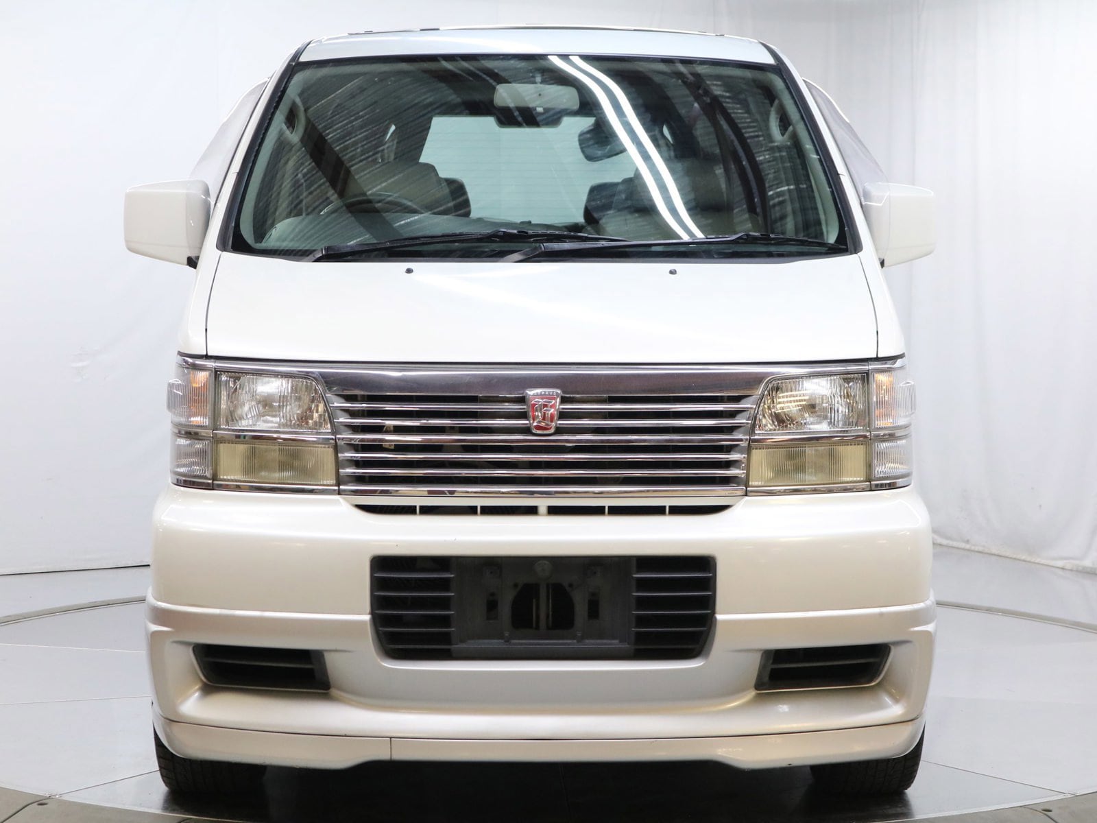 1998 Nissan Elgrand 2