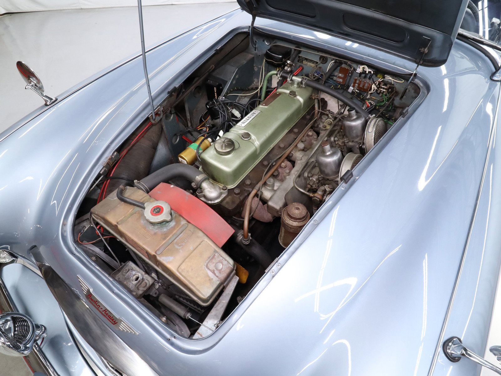 1960 Austin Healey 3000 35