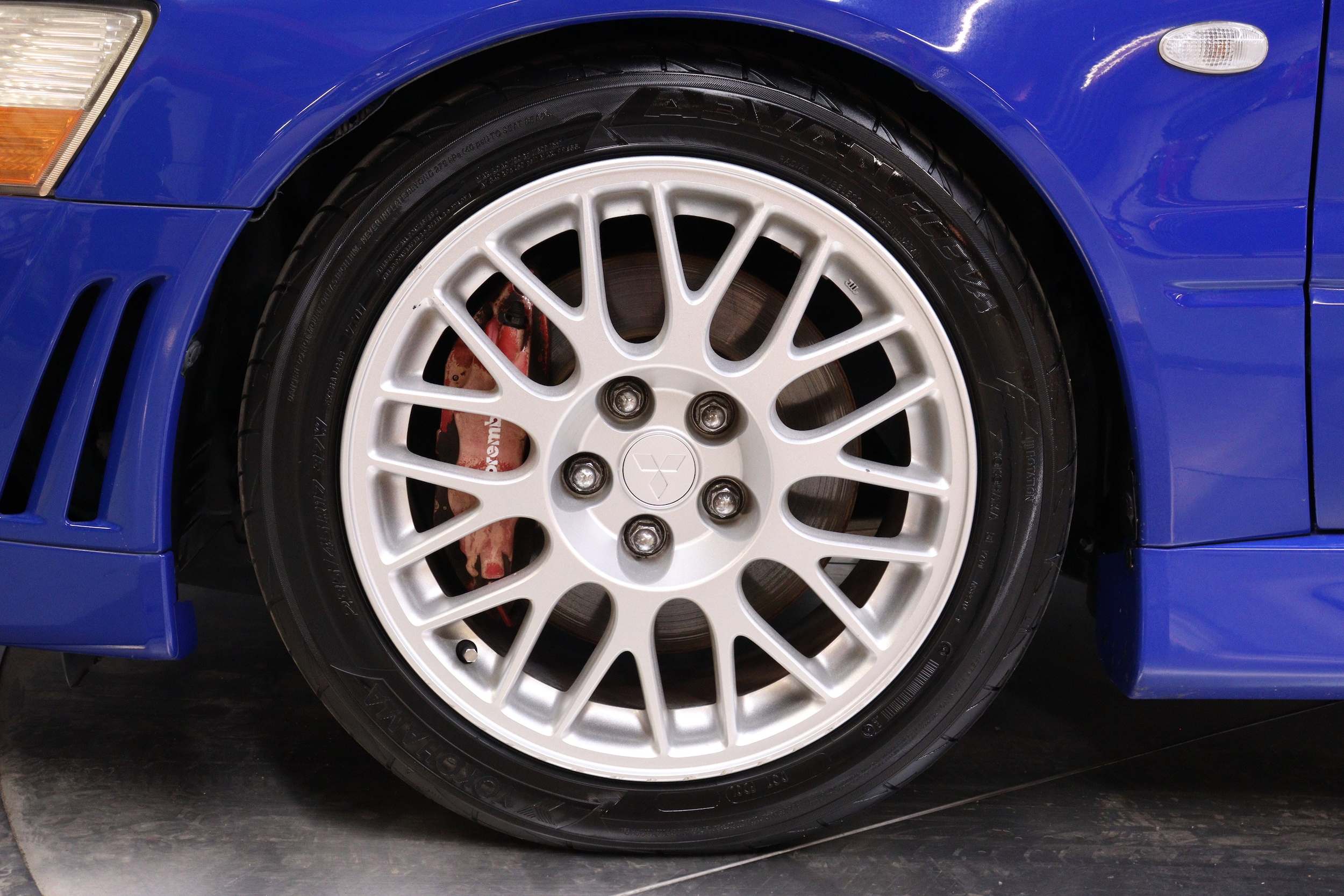 2001 Mitsubishi Lancer 33