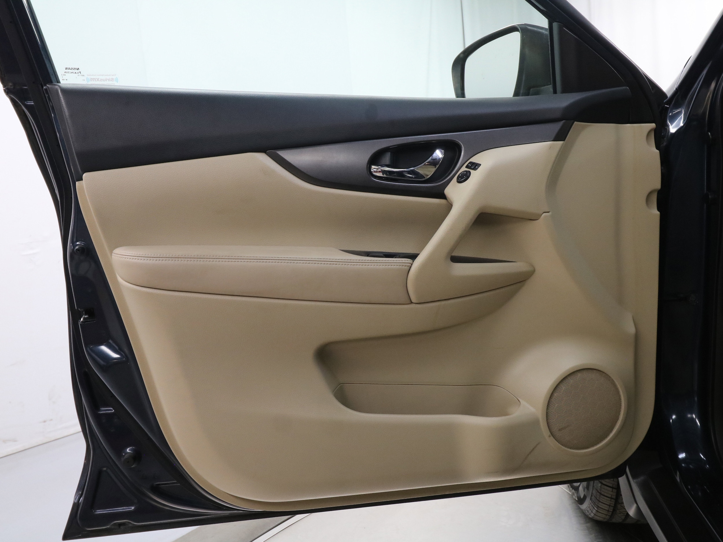 2015 Nissan Rogue 20