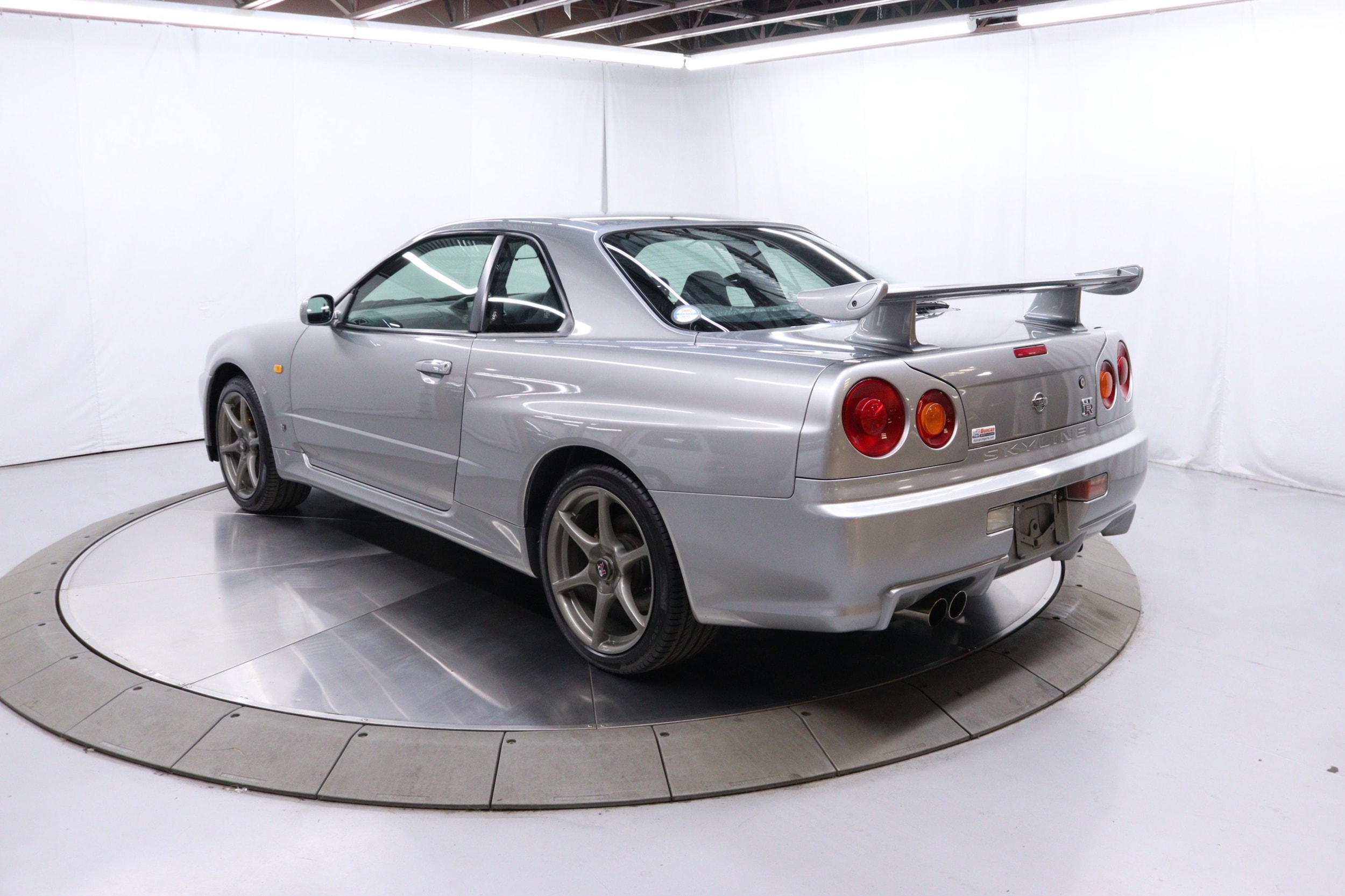 1999 Nissan Skyline GT-R 5