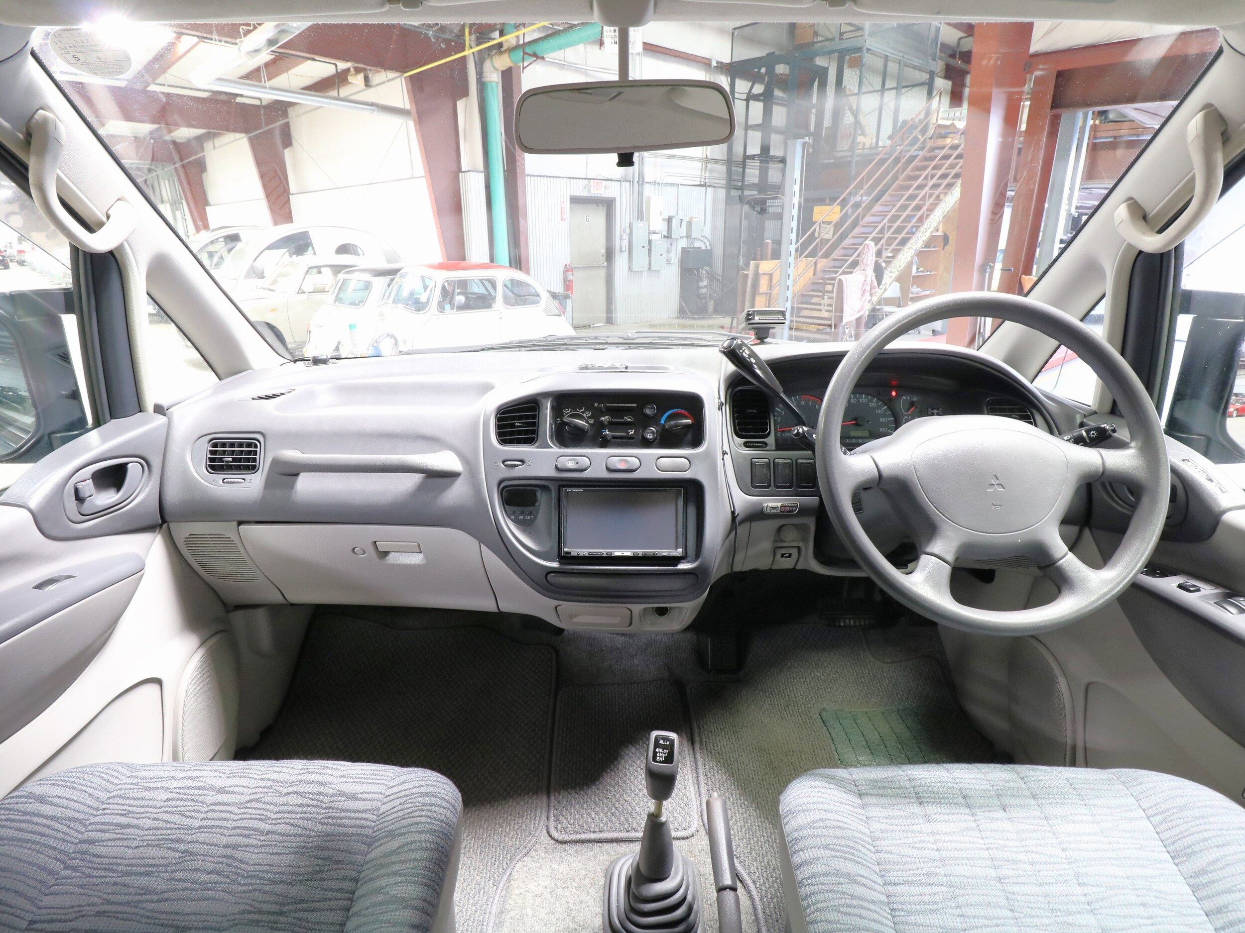 1994 Mitsubishi Delica 50