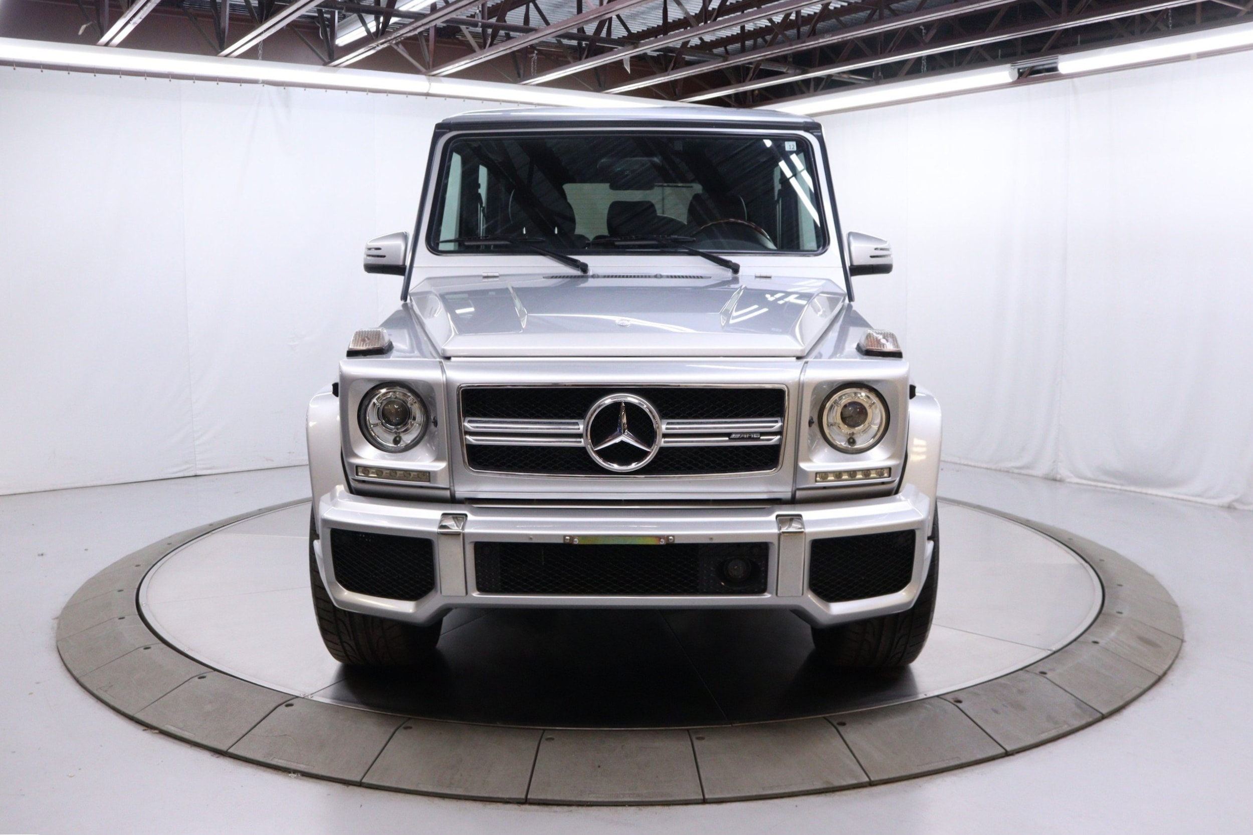 2000 Mercedes Benz AMG G55L 3