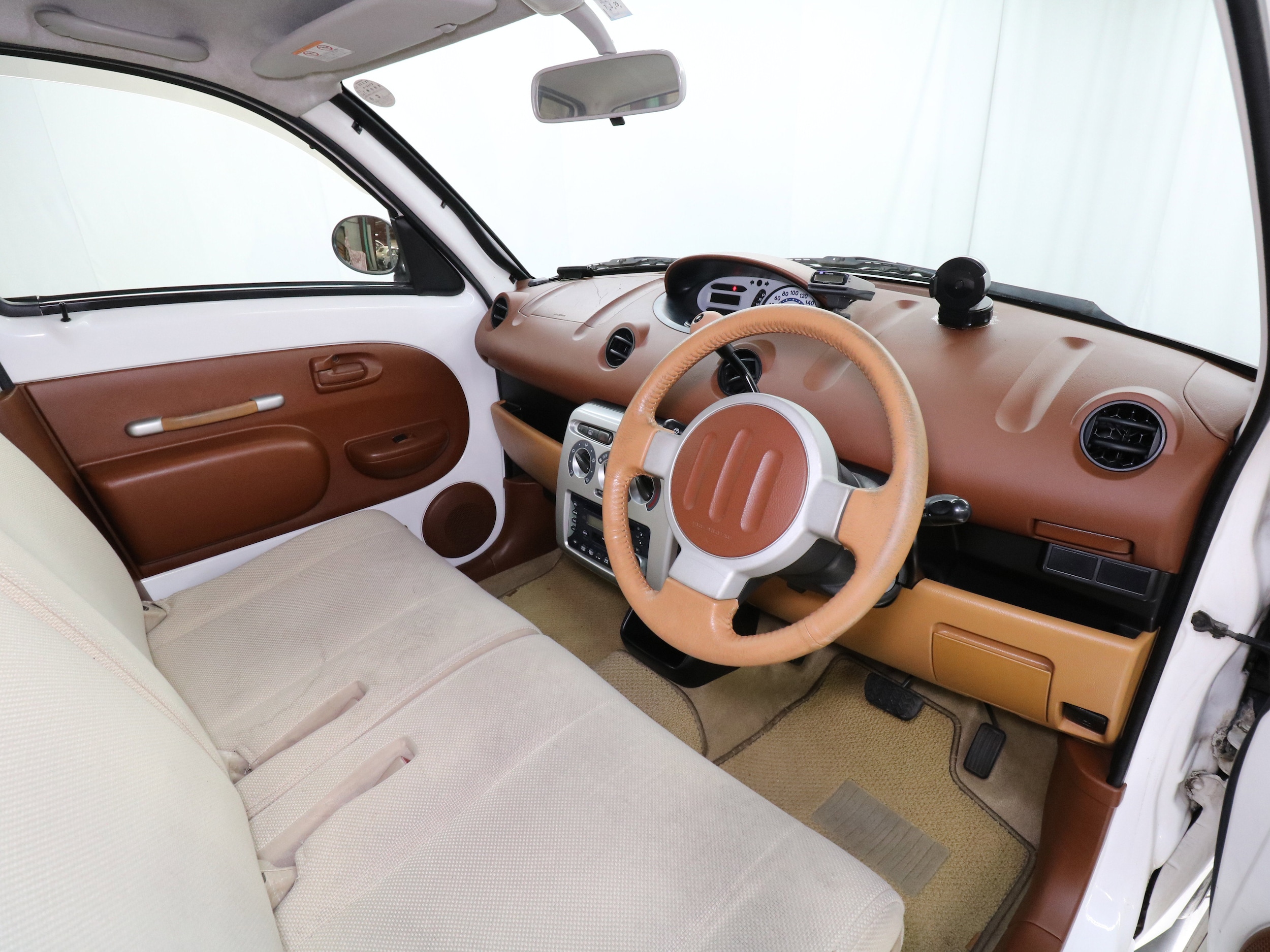 2000 Toyota Will 9