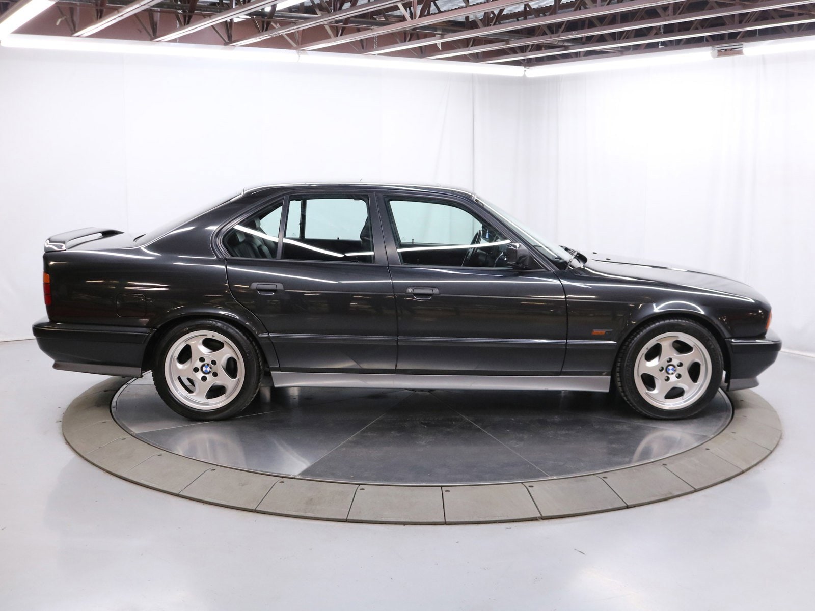1993 BMW M5 10