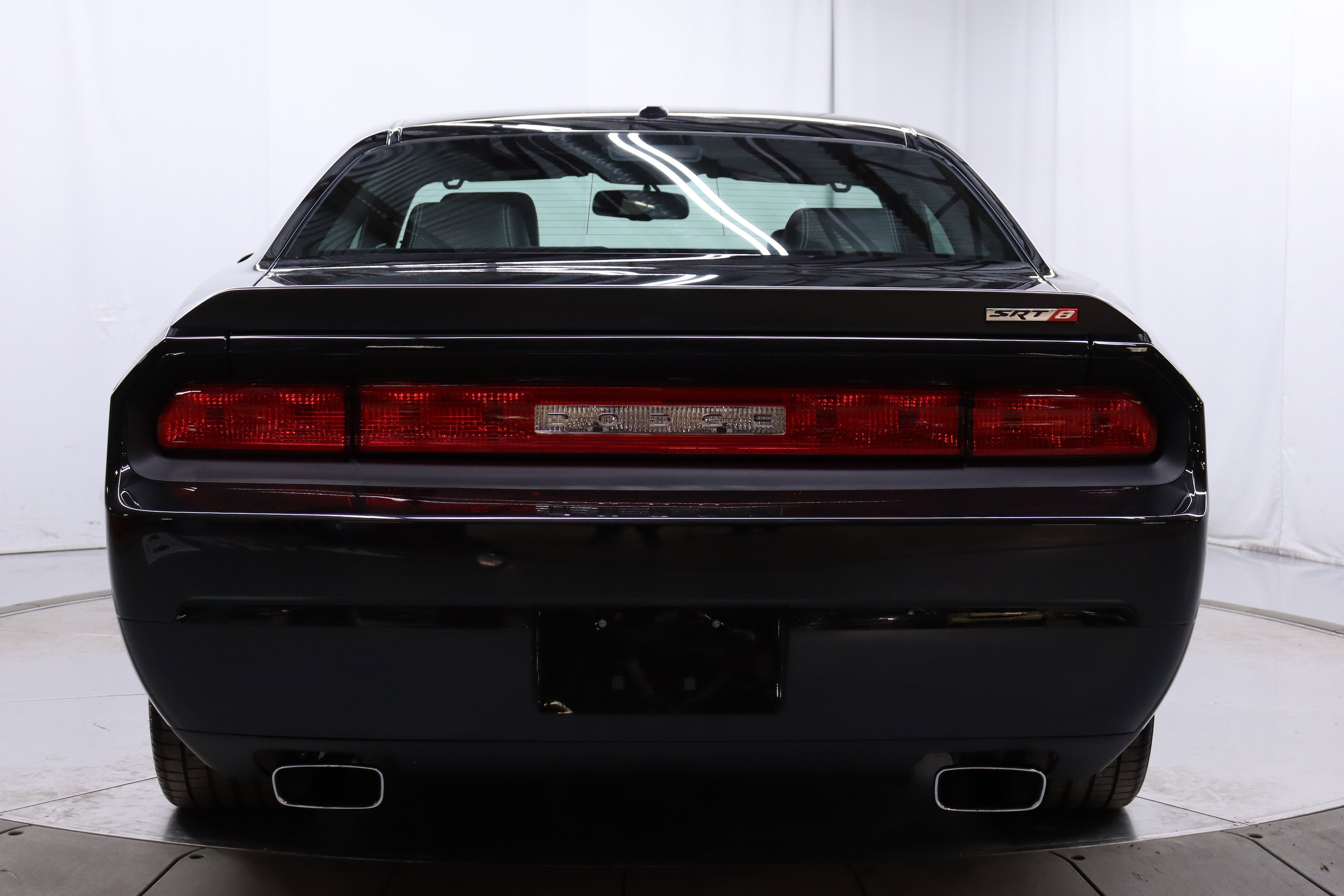 2010 Dodge Challenger 8