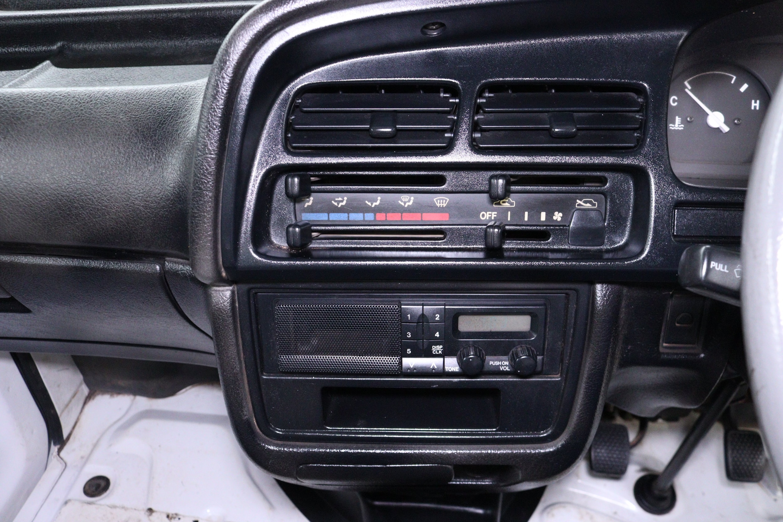 1997 Suzuki Carry 12