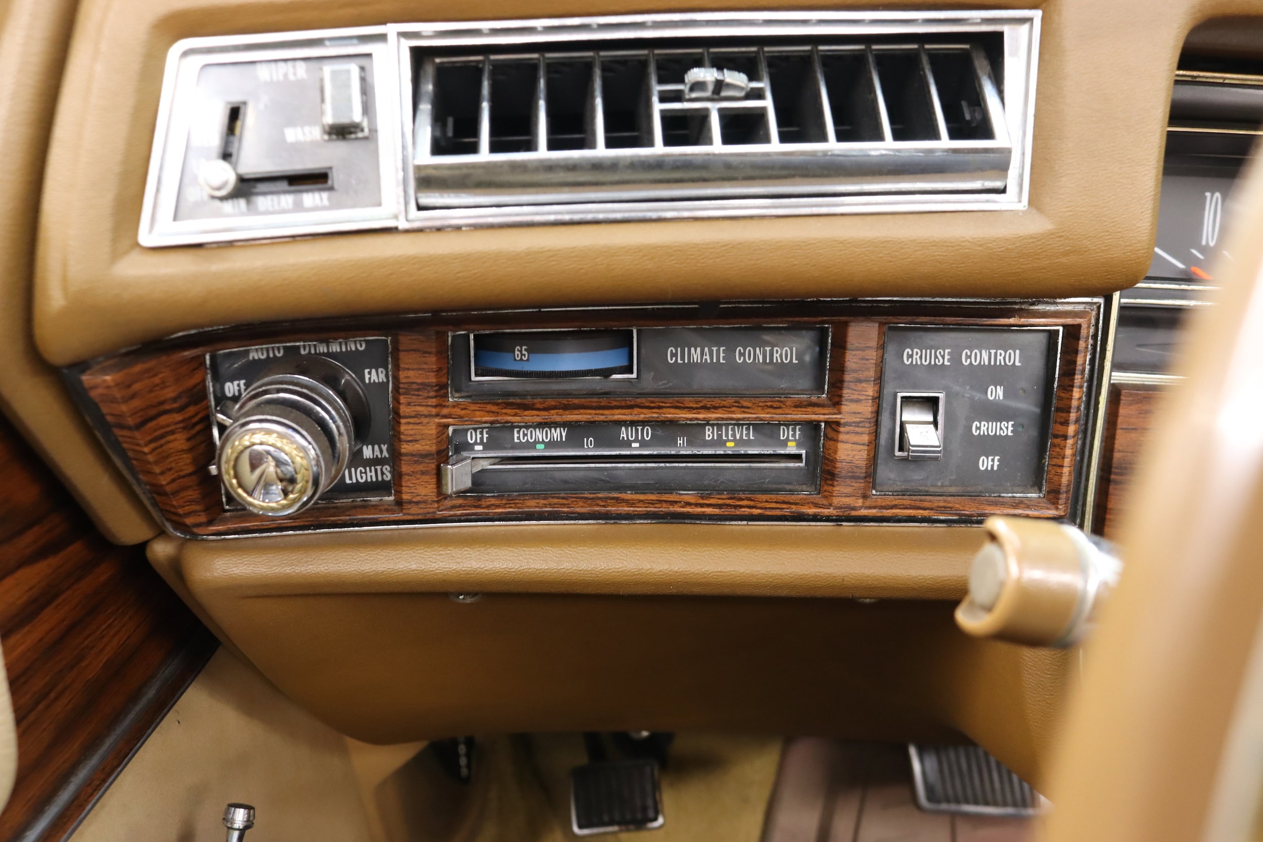 1976 Cadillac Eldorado 24