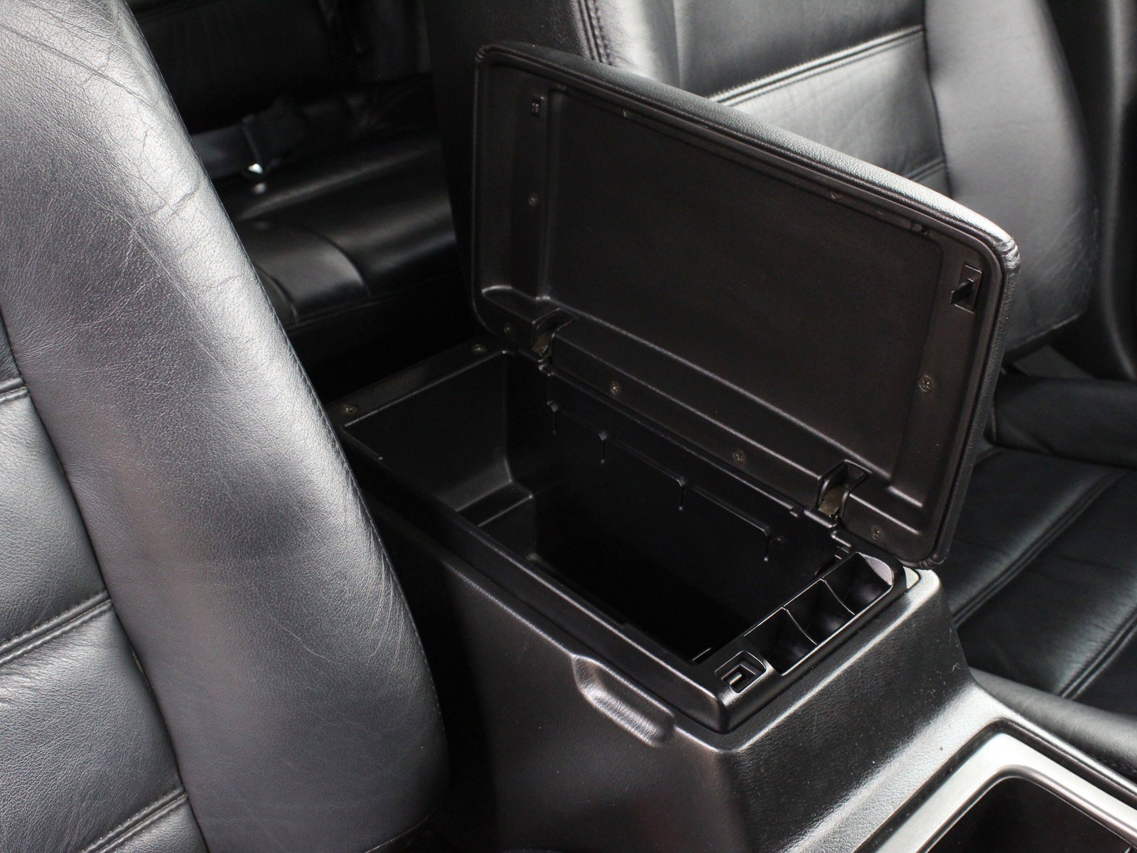 1997 Nissan Stagea 48