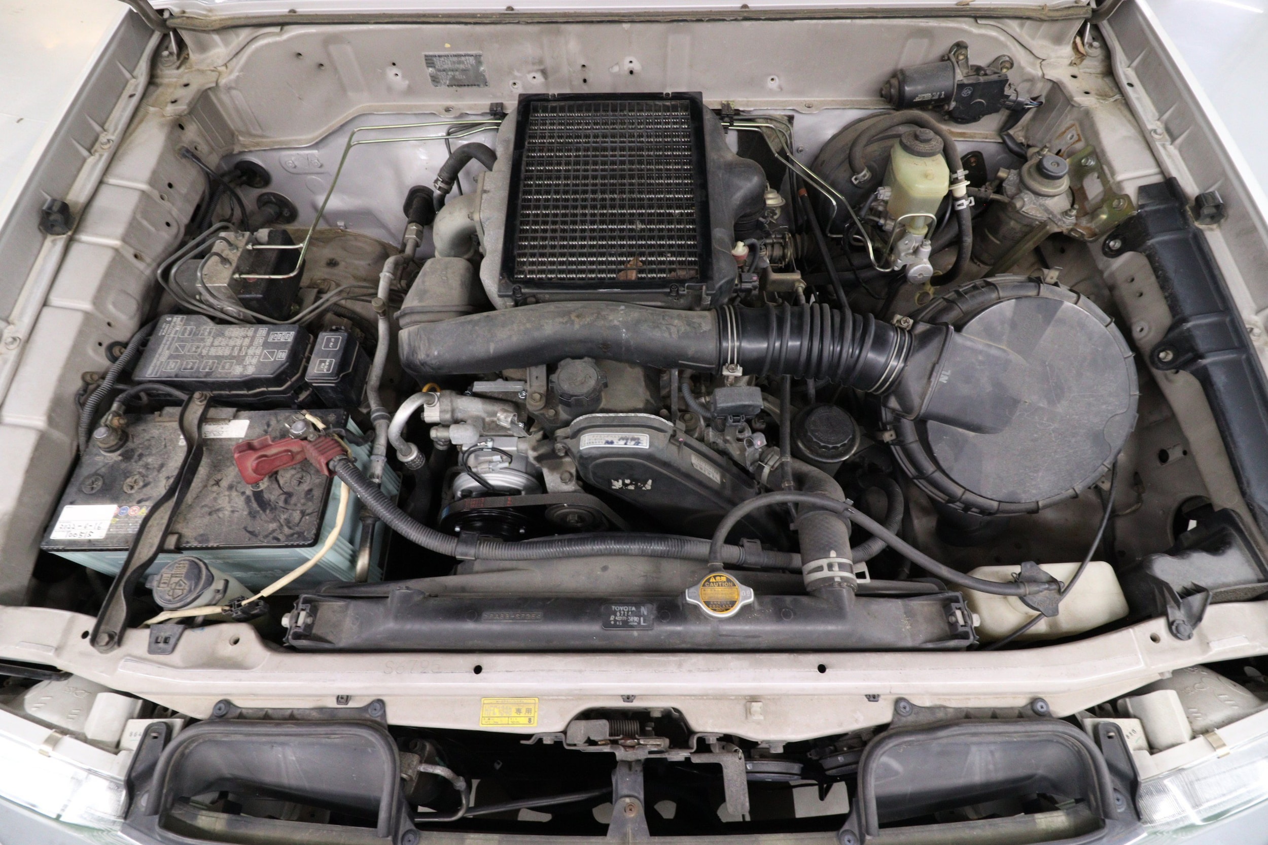 1997 Toyota Landcruiser Prado 29
