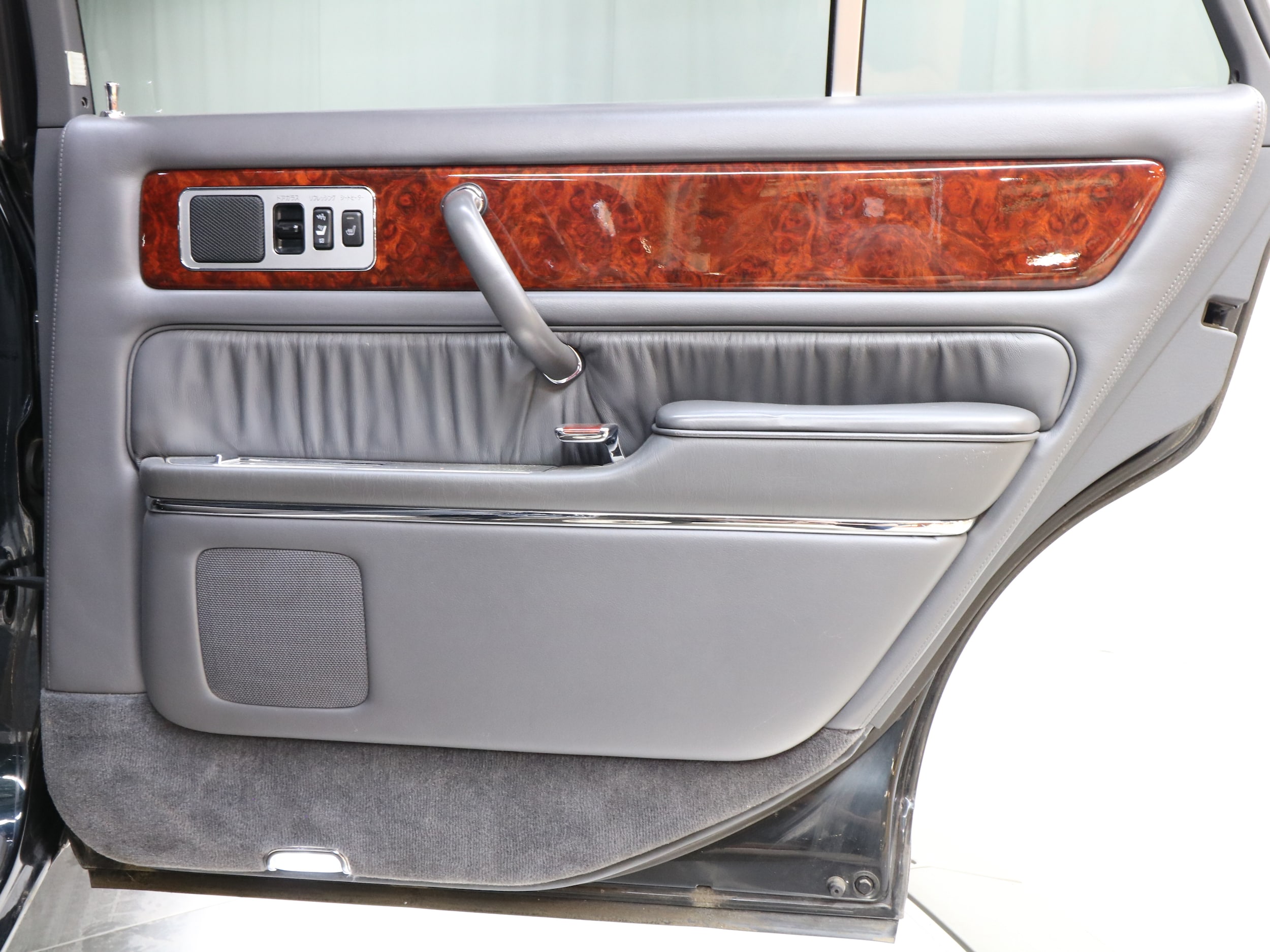 1997 Toyota Century 23