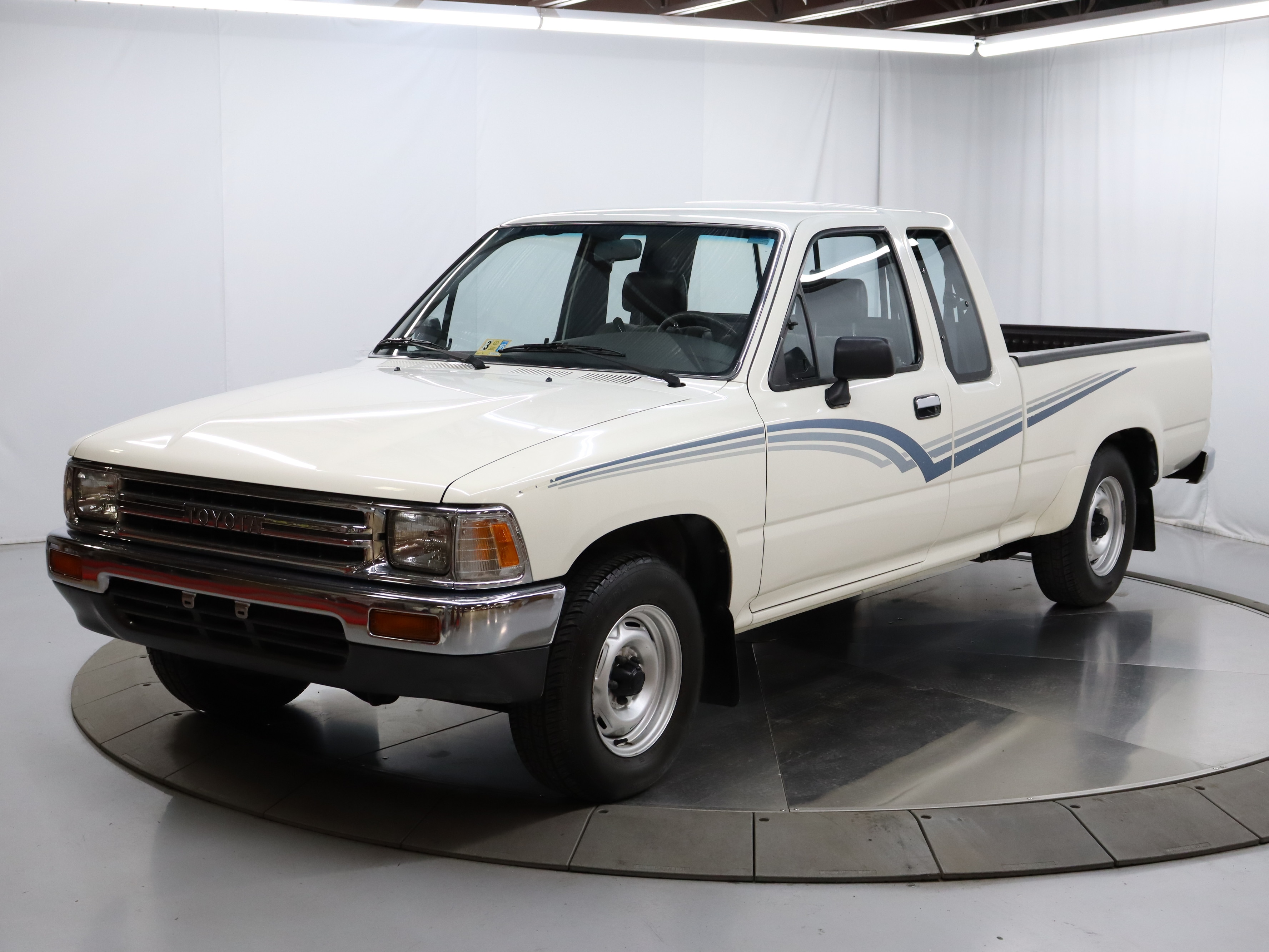 1989 Toyota HiLux 2
