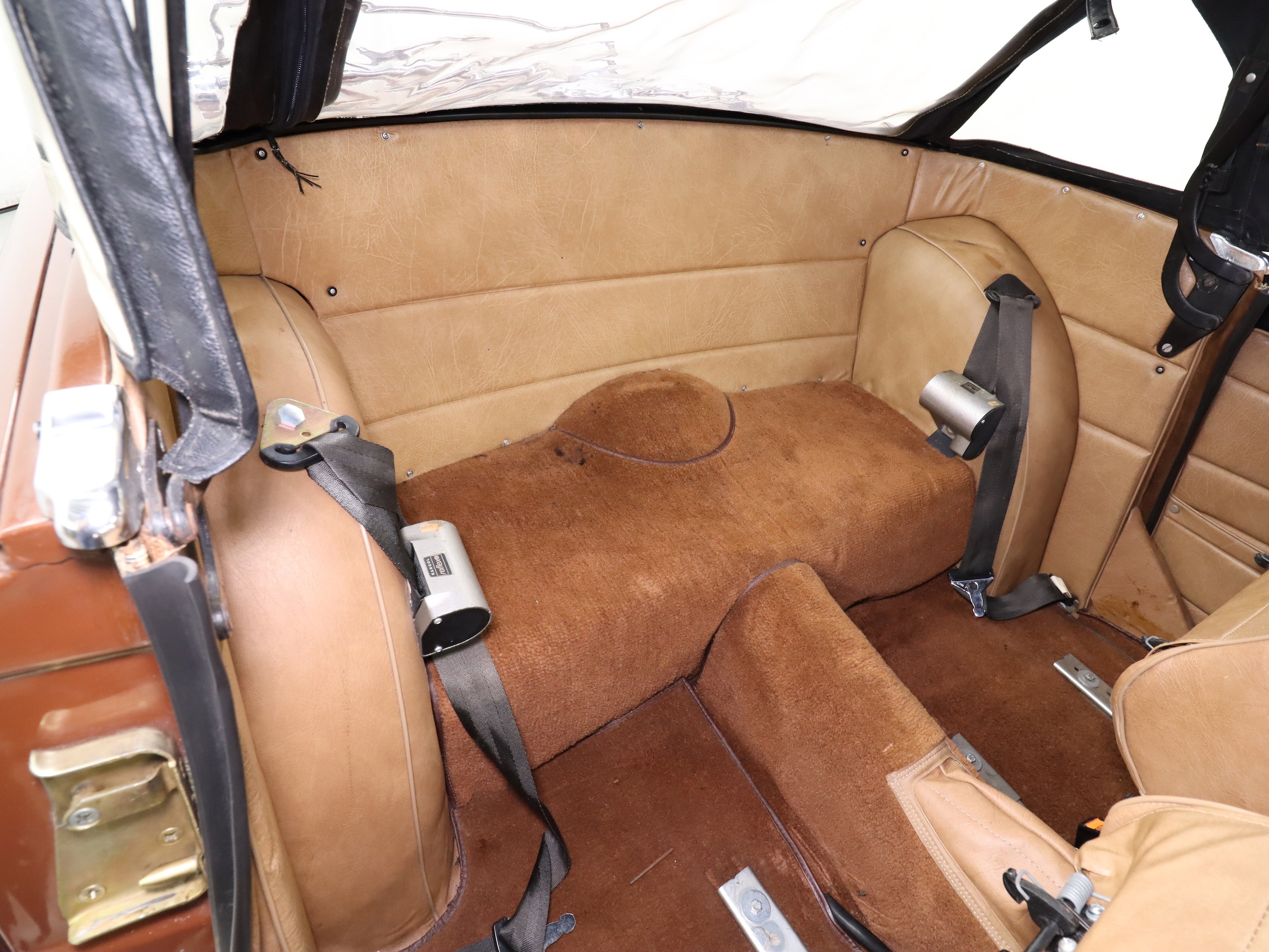 1976 Triumph TR6 44