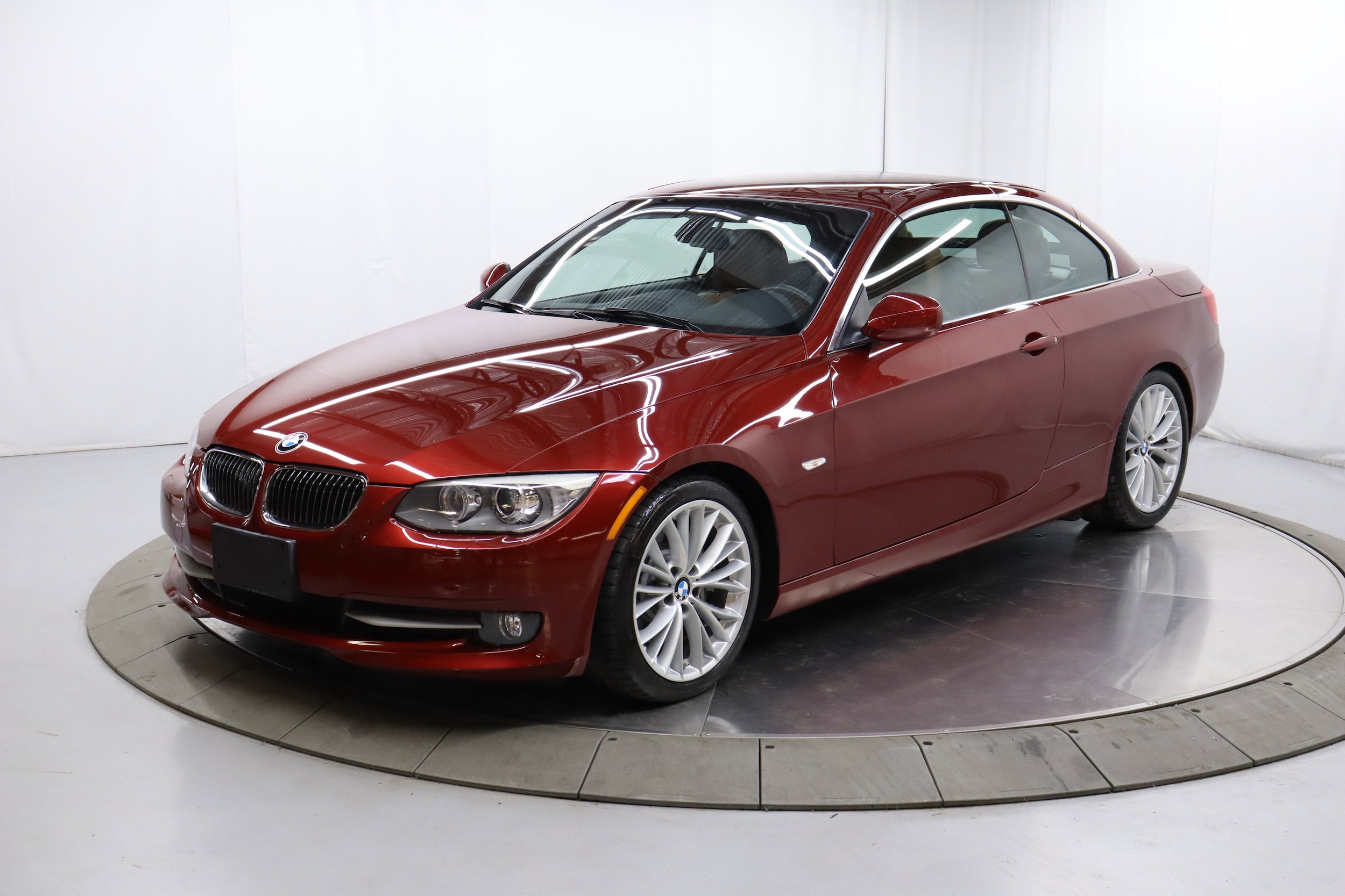 2011 BMW 3 Series 4