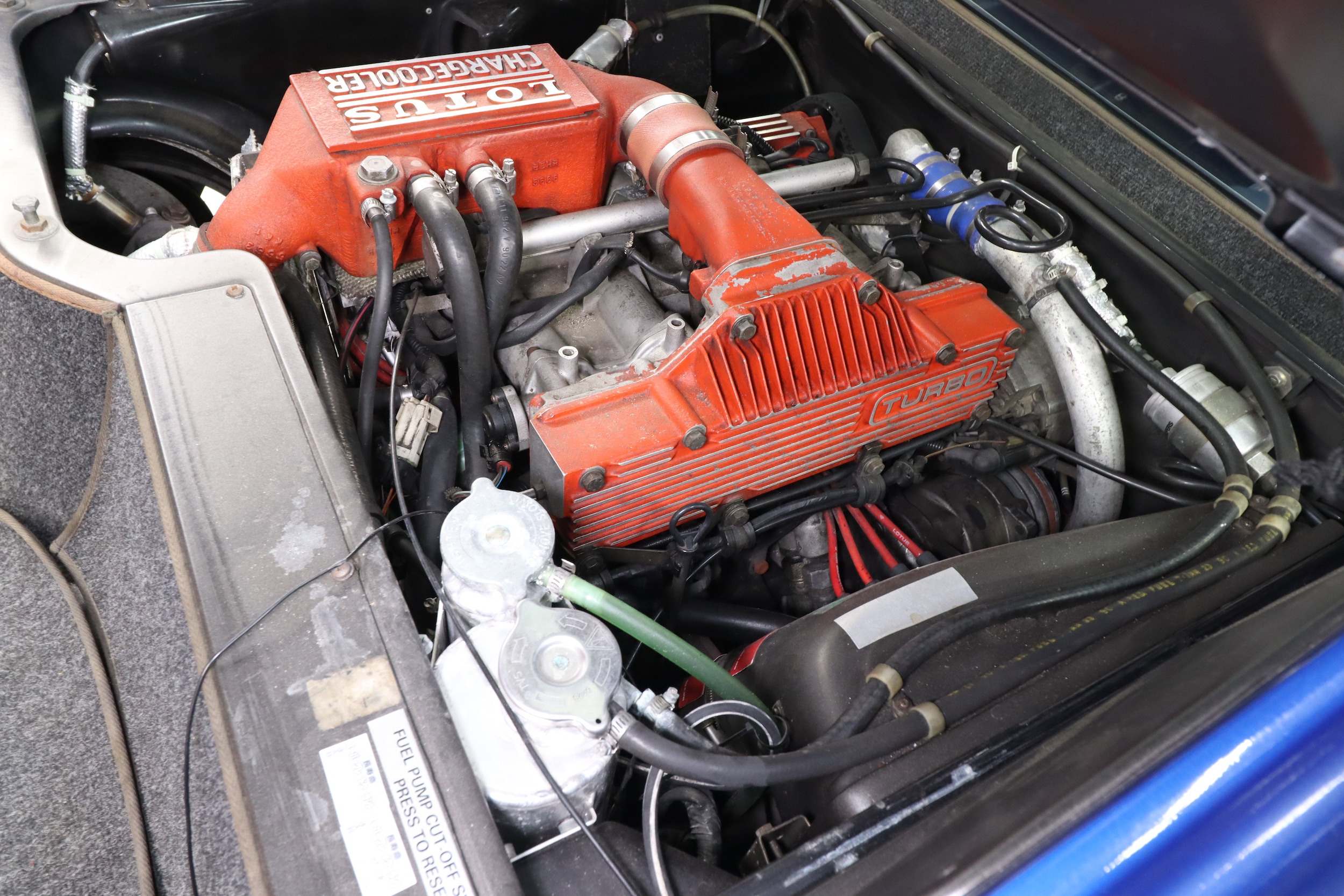 1990 Lotus Espirit Turbo SE 27