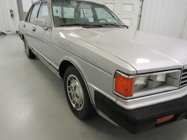 1983 Datsun Maxima 38