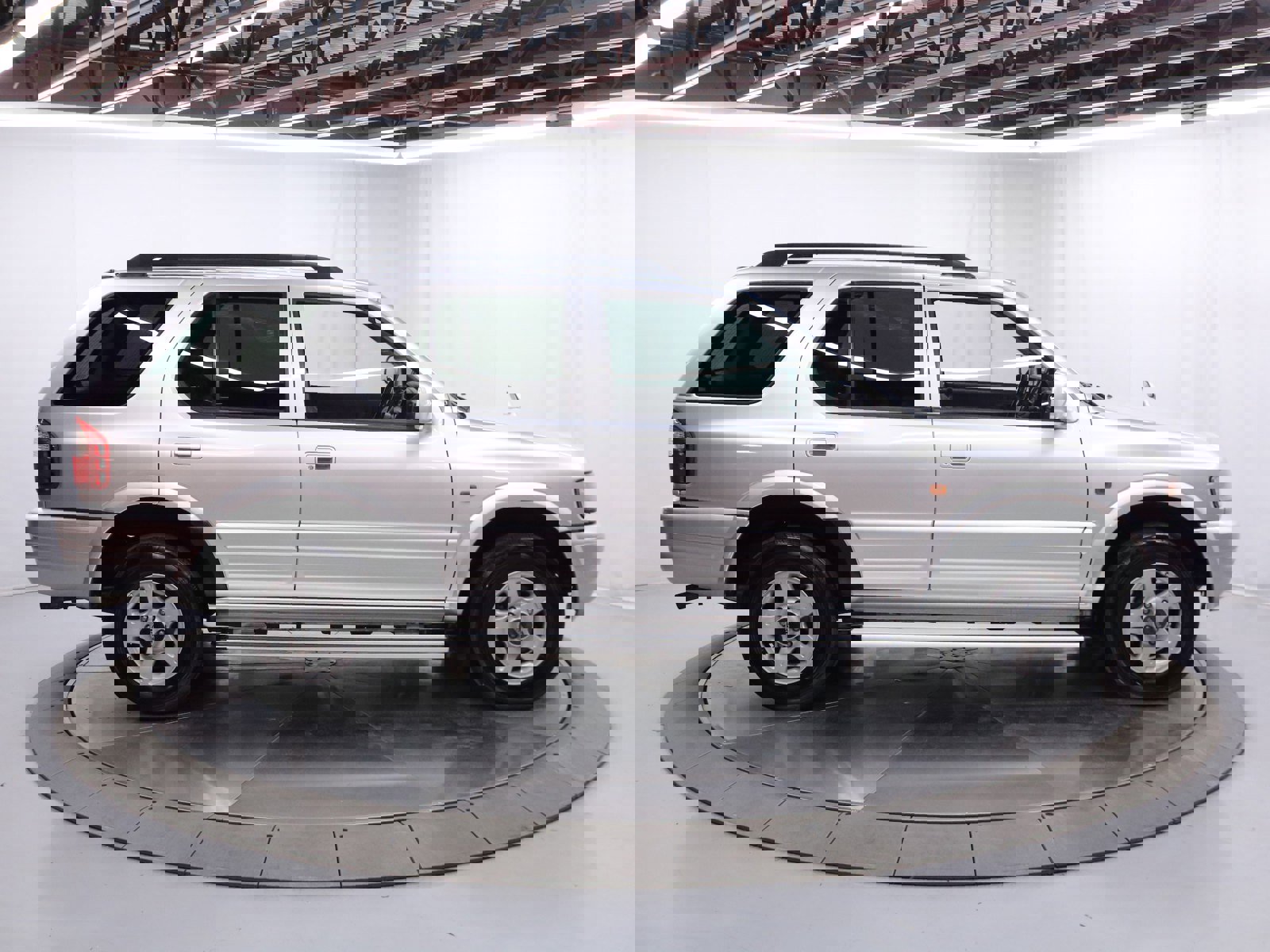 1998 Isuzu Wizard 8