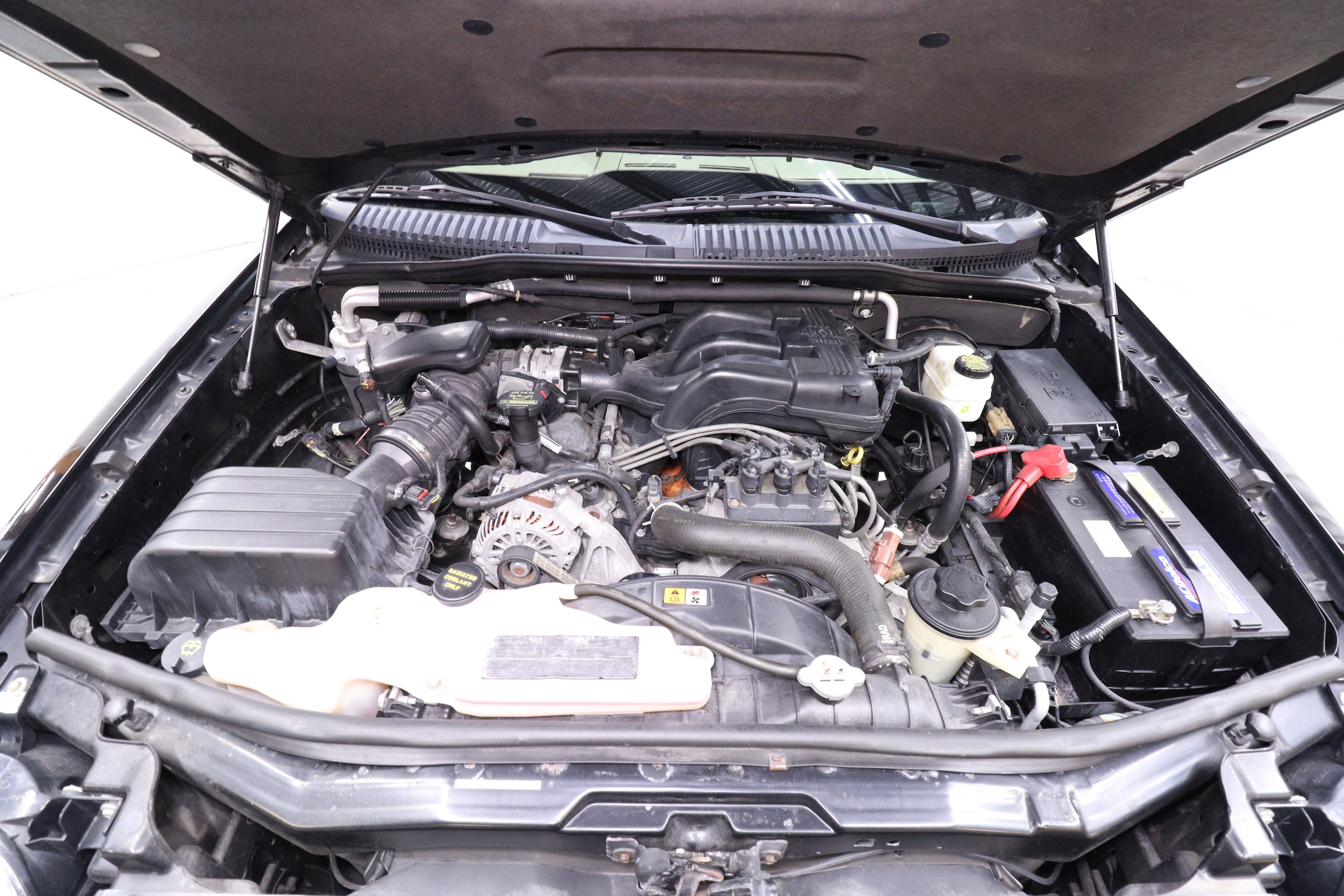 2010 Ford Explorer Sport Trac 28