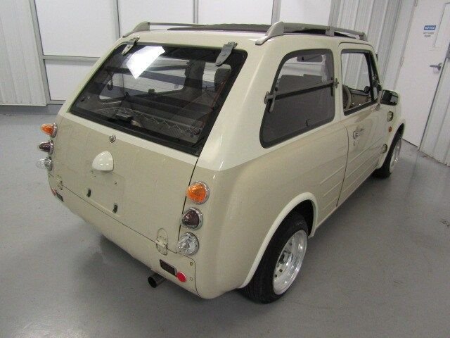 1989 Nissan Pao 7