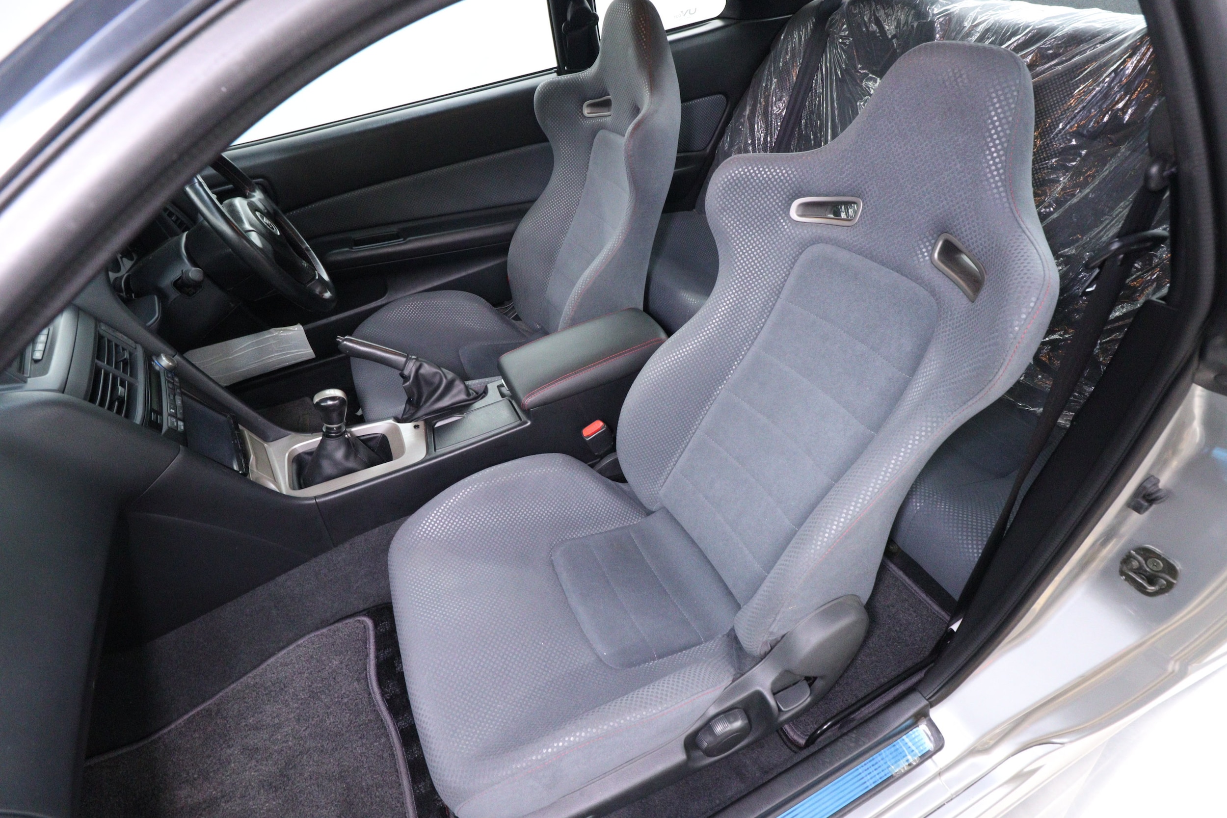 1999 Nissan Skyline GT-R 18