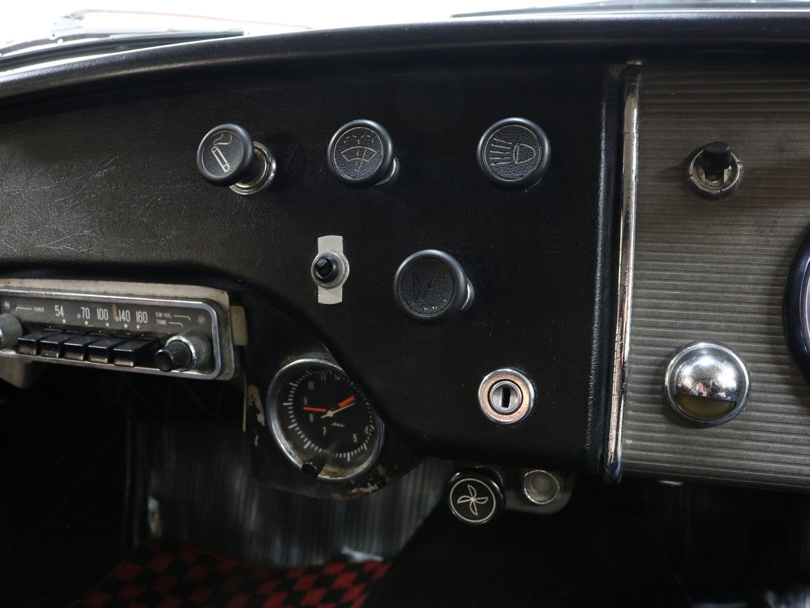 1968 Toyota Sports 800 14