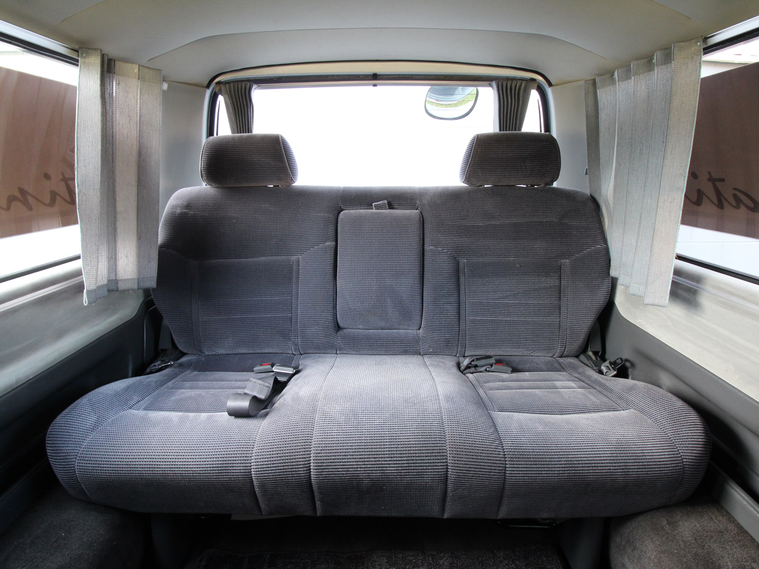 1991 Toyota Hiace 18