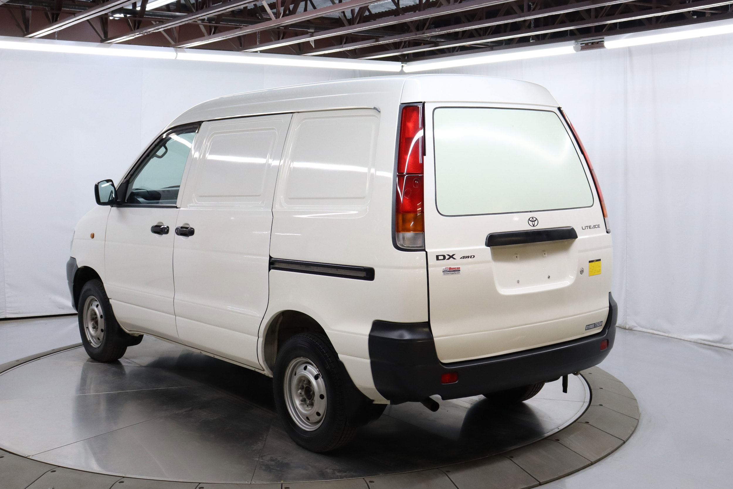 1998 Toyota Liteace 5