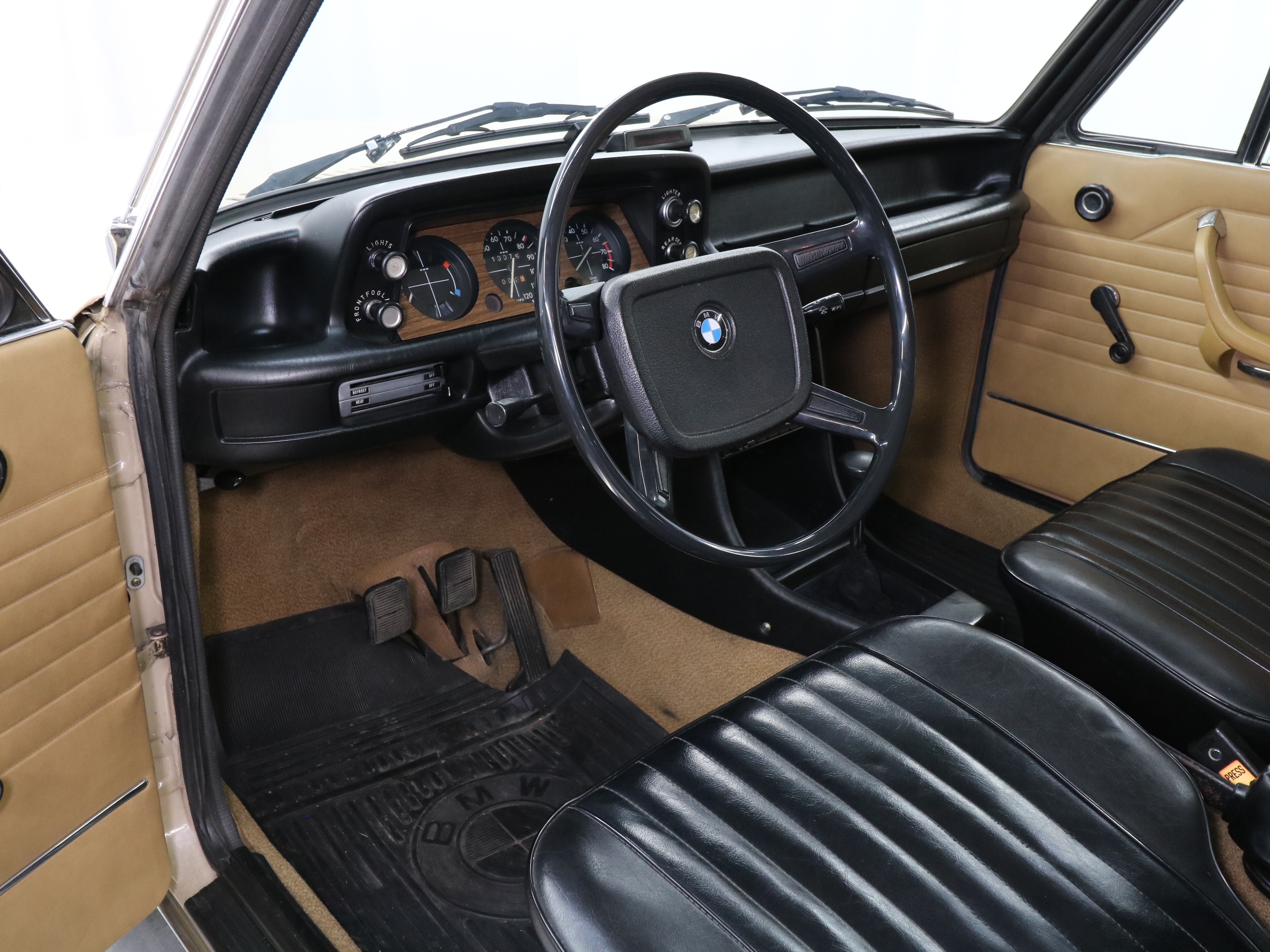 1974 BMW 2002 9