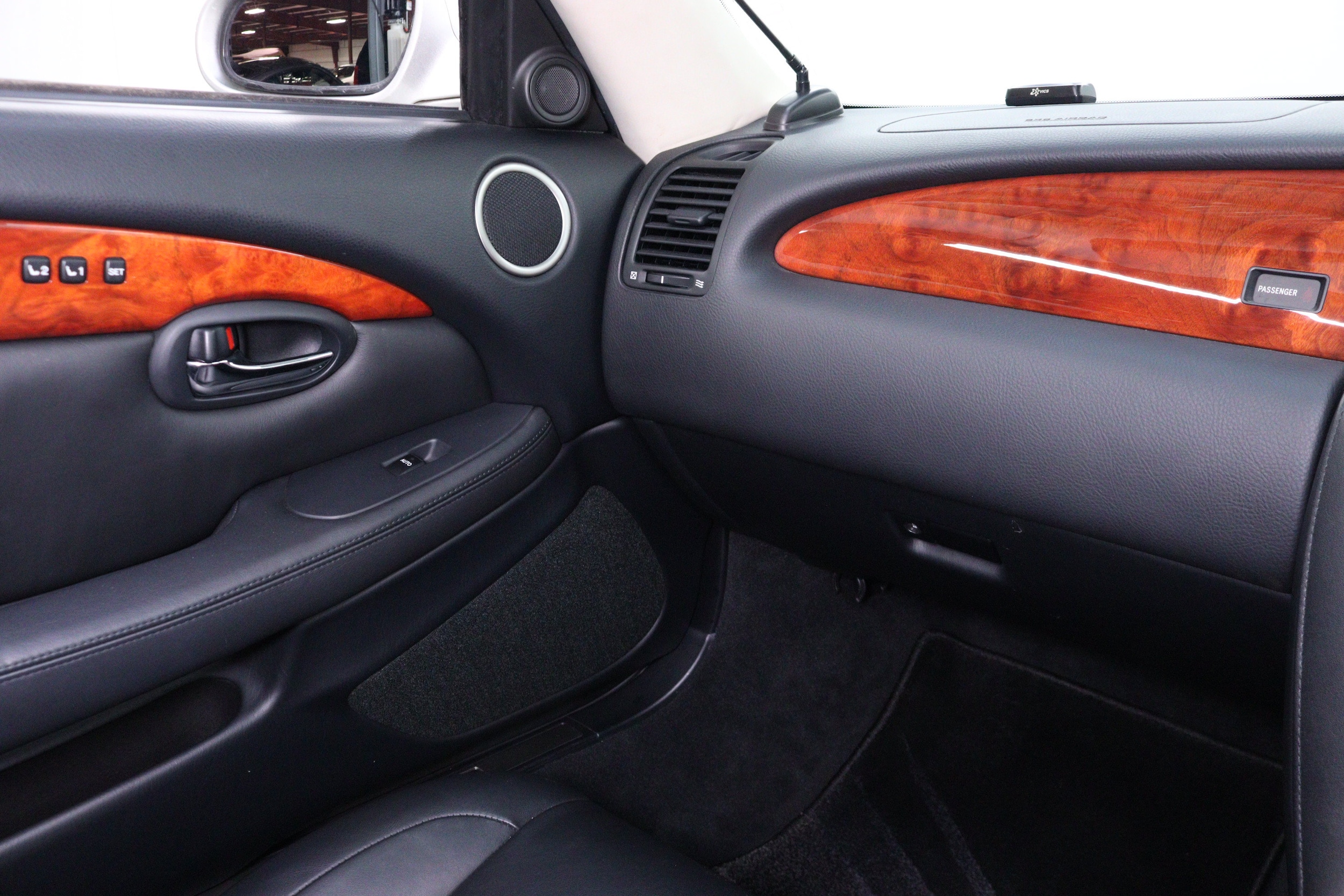 2001 Toyota Soarer 430 SCV 78