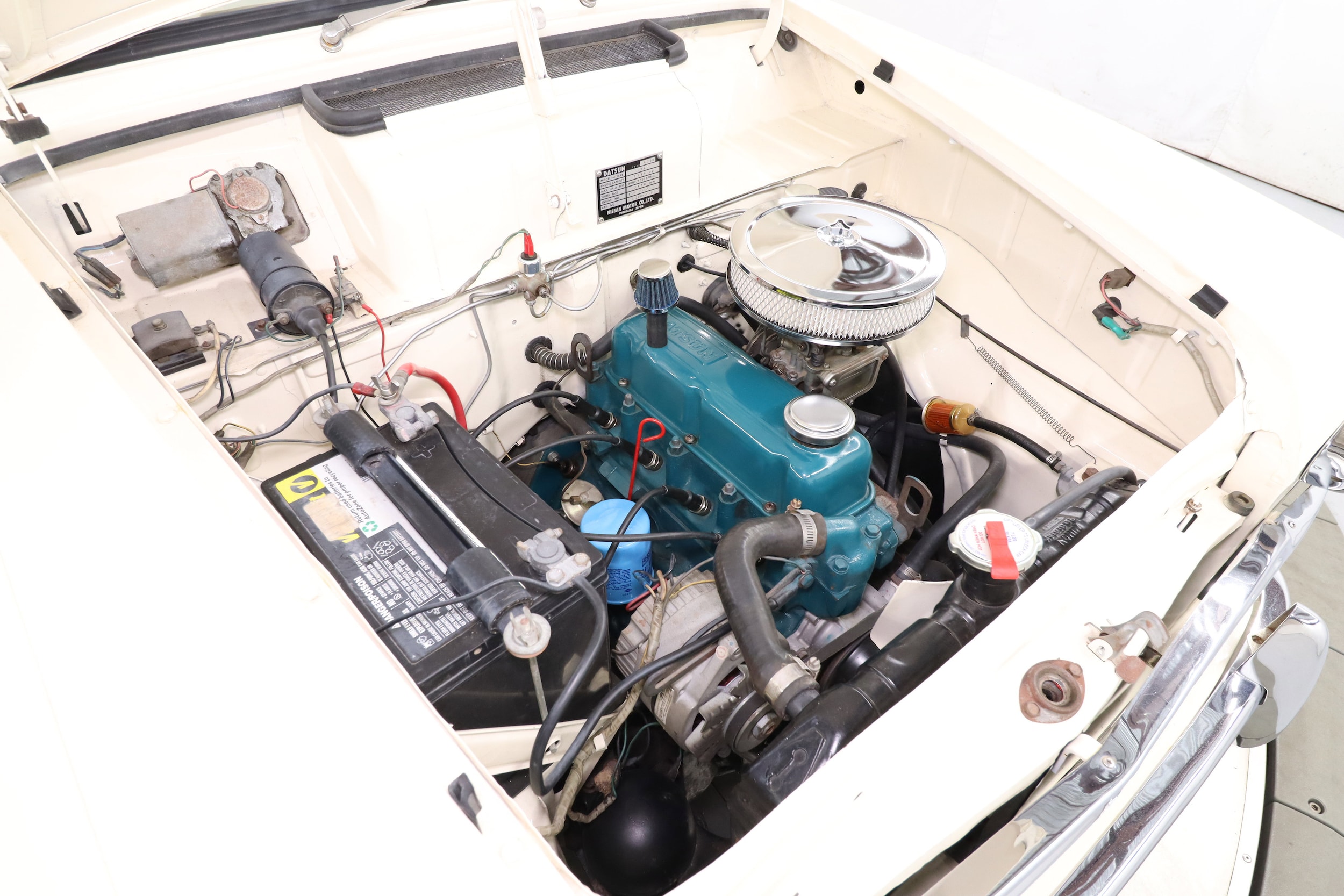 1964 Datsun 1200 21