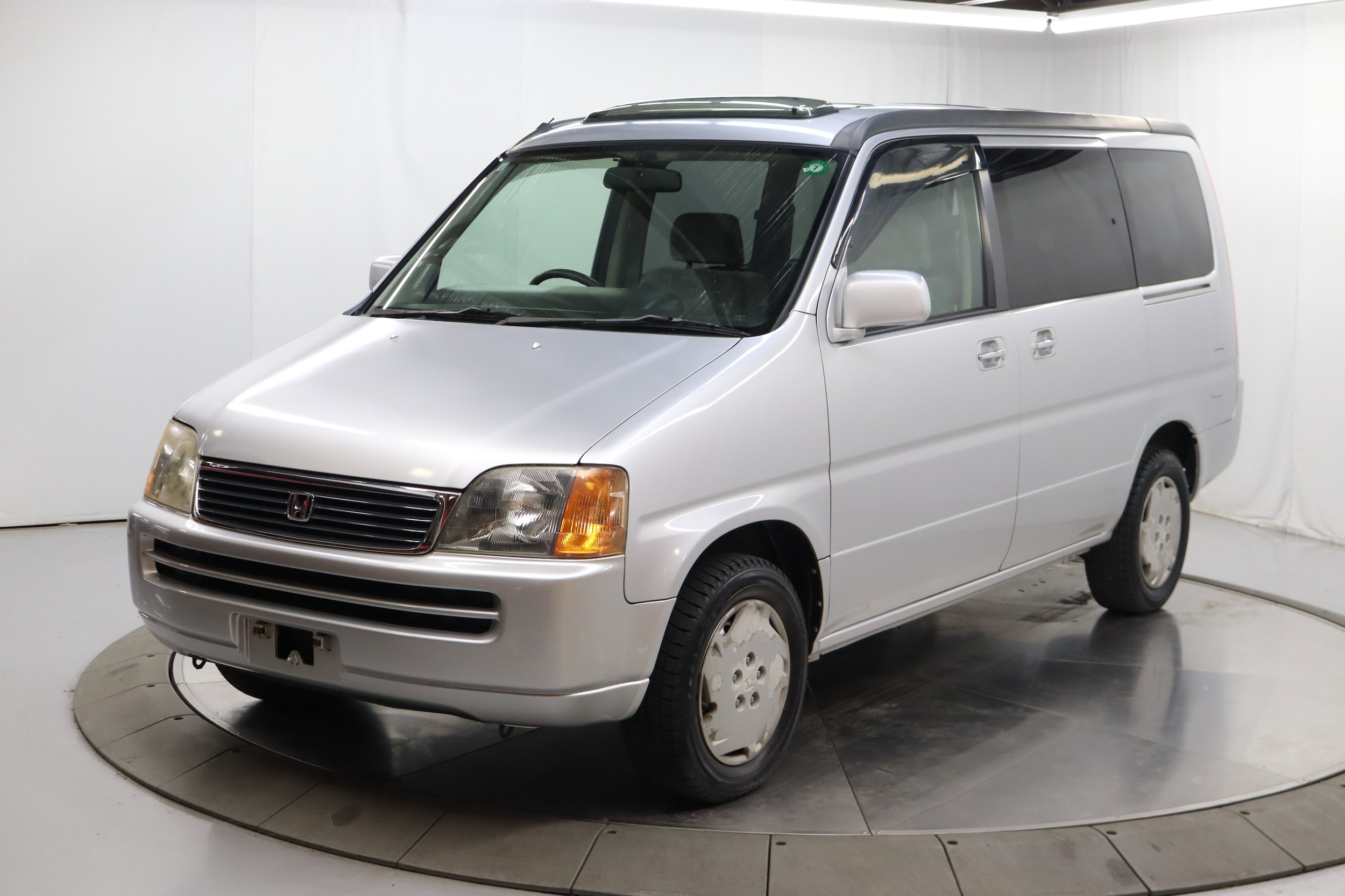 1998 Honda StepWgn 4