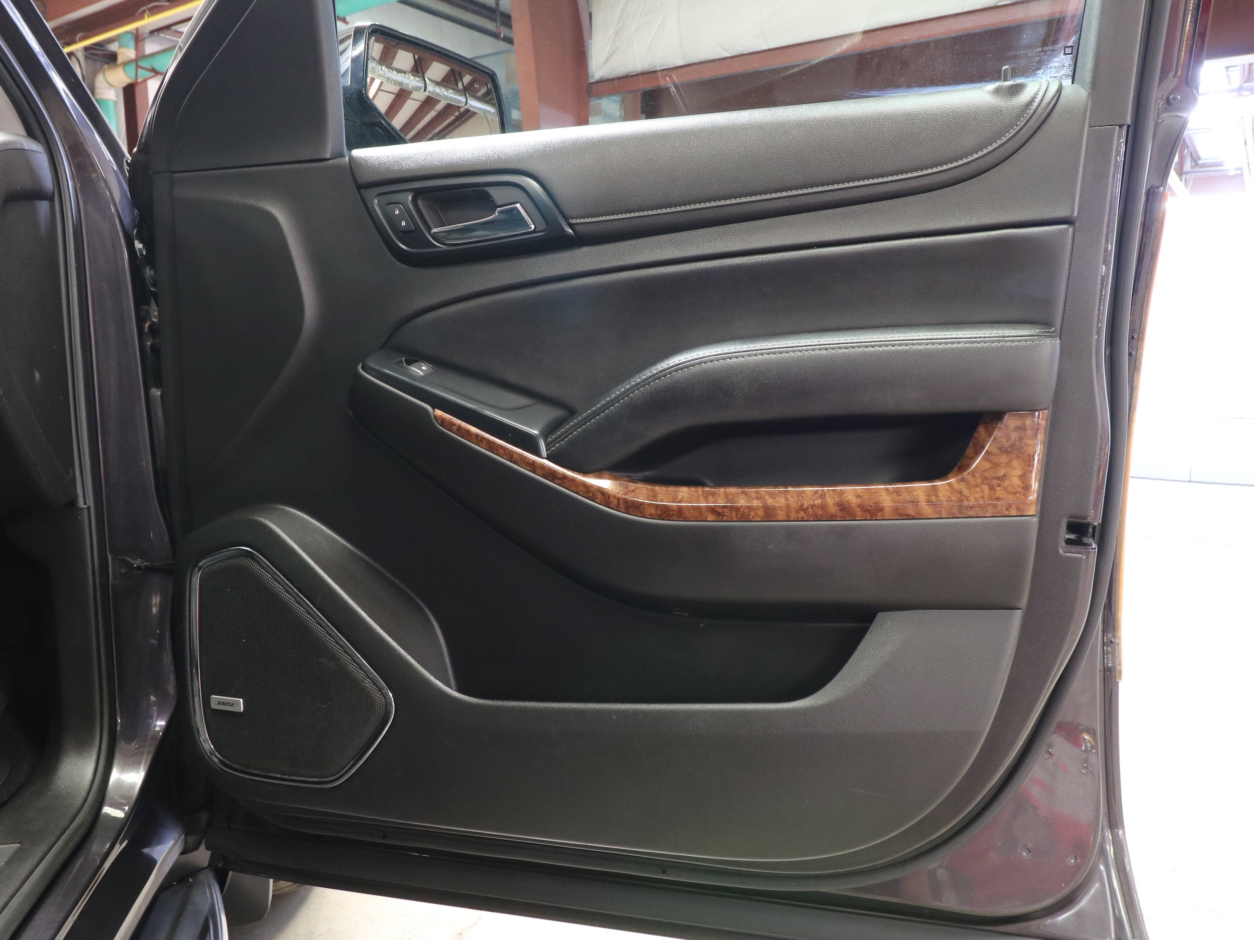 2015 Chevrolet Suburban 22