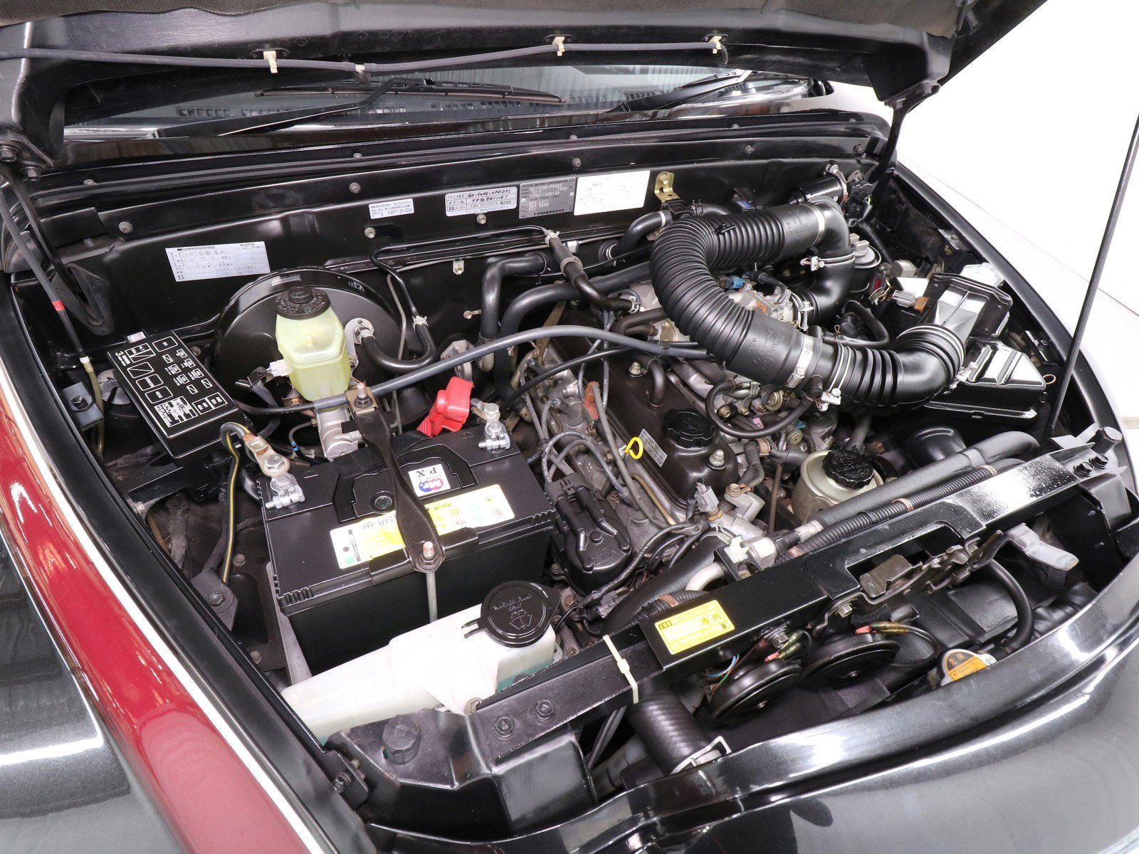 1996 Toyota Classic 27