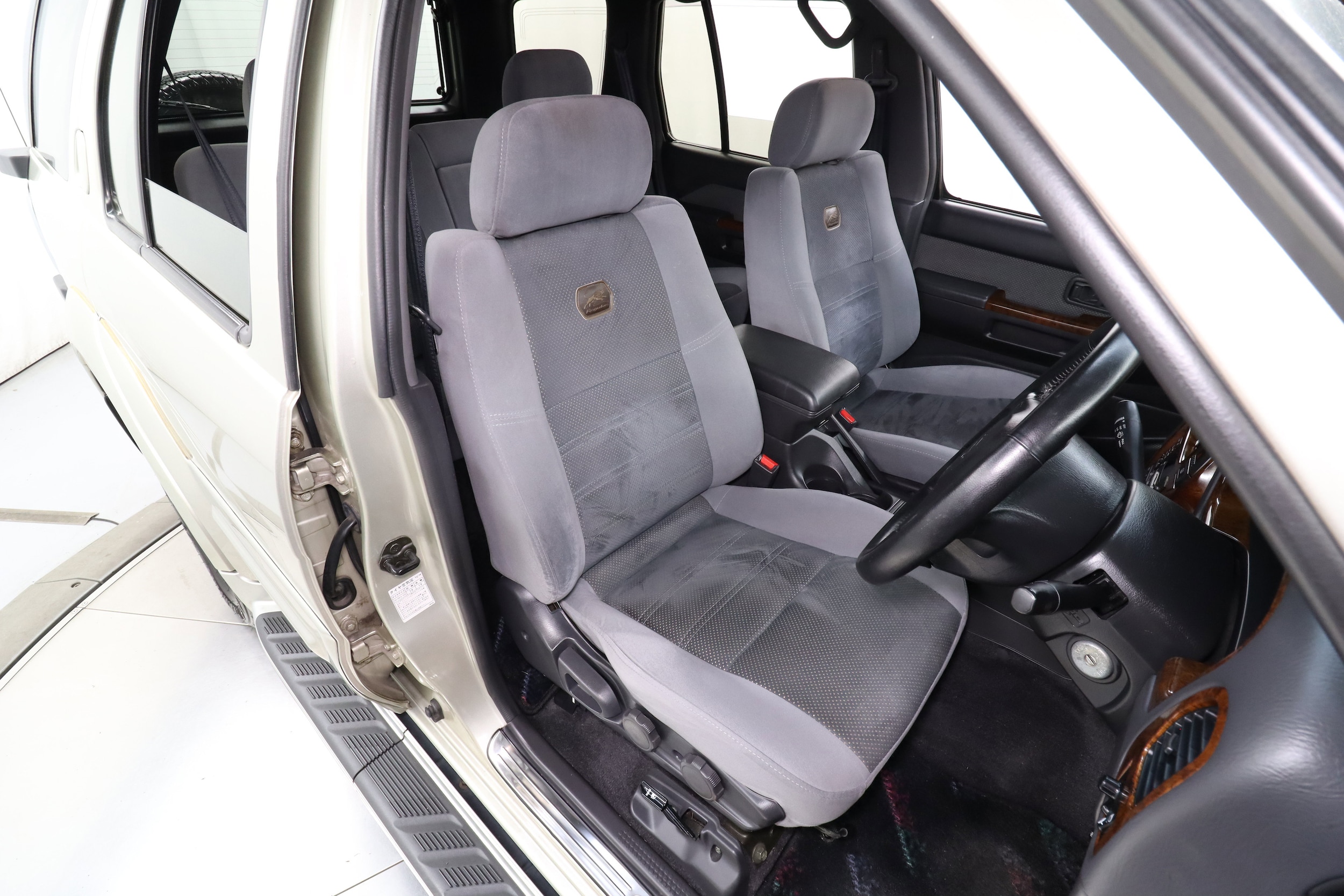 1996 Nissan Terrano 16