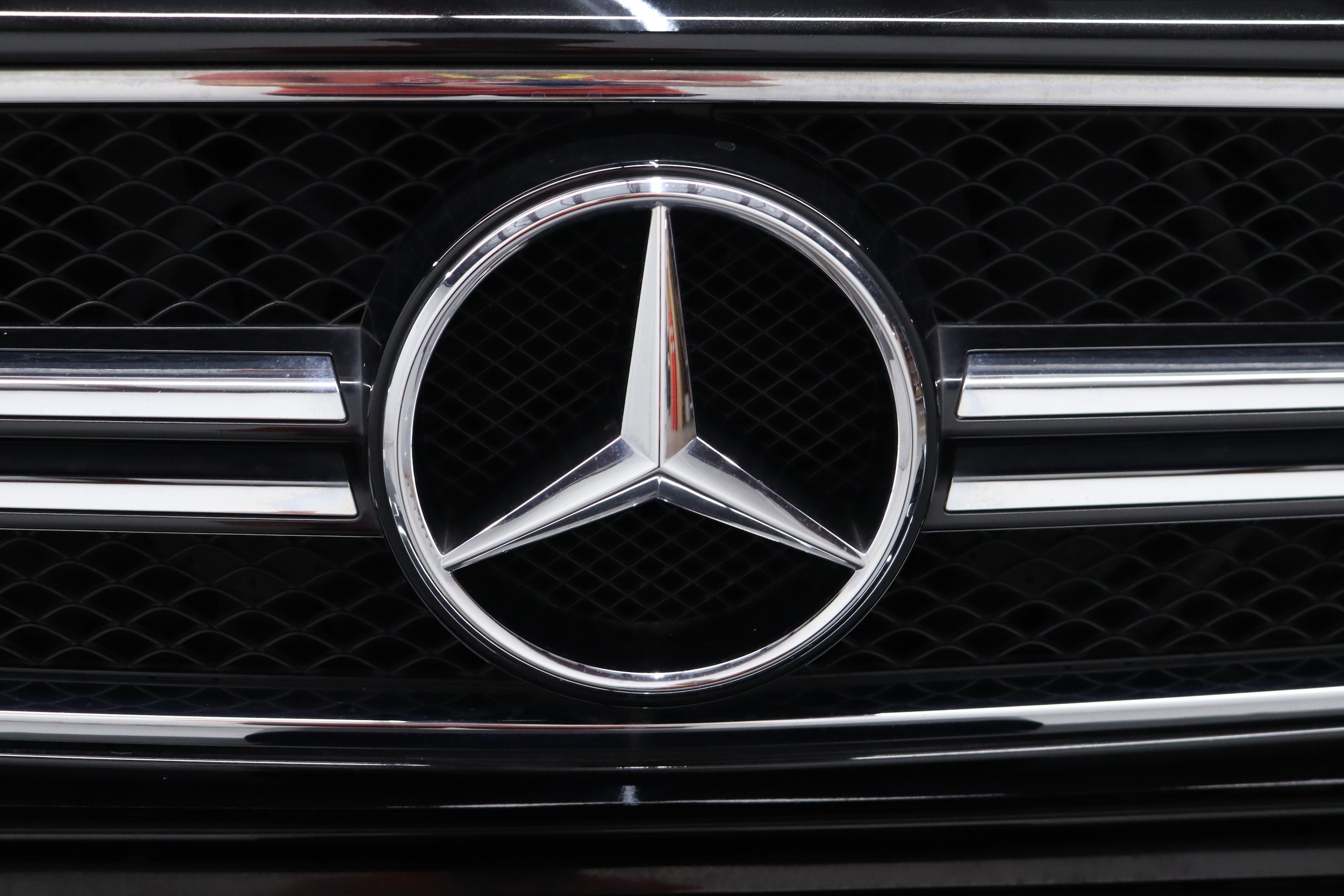 2000 Mercedes-Benz G500 60