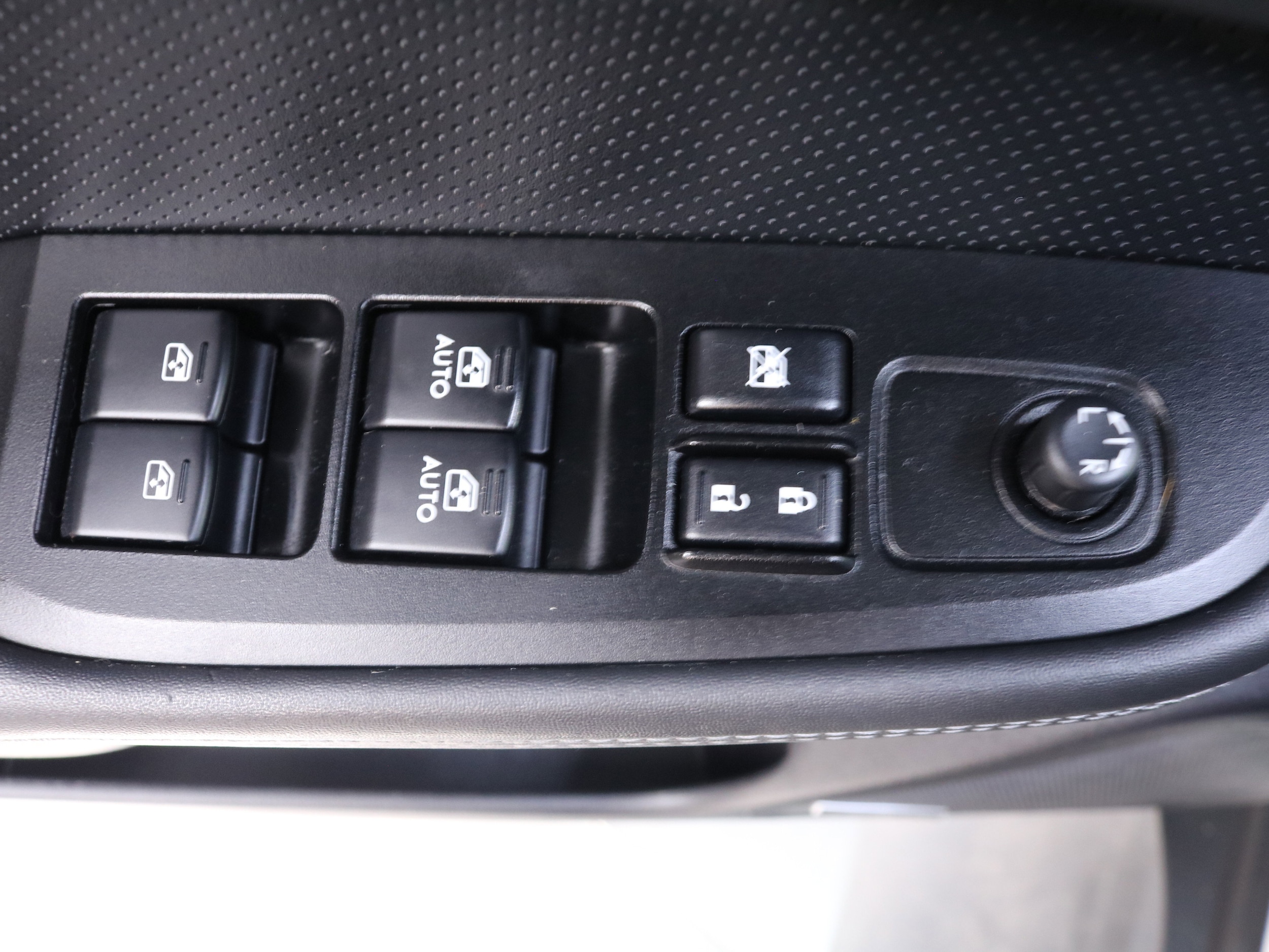 2016 Subaru Outback 64