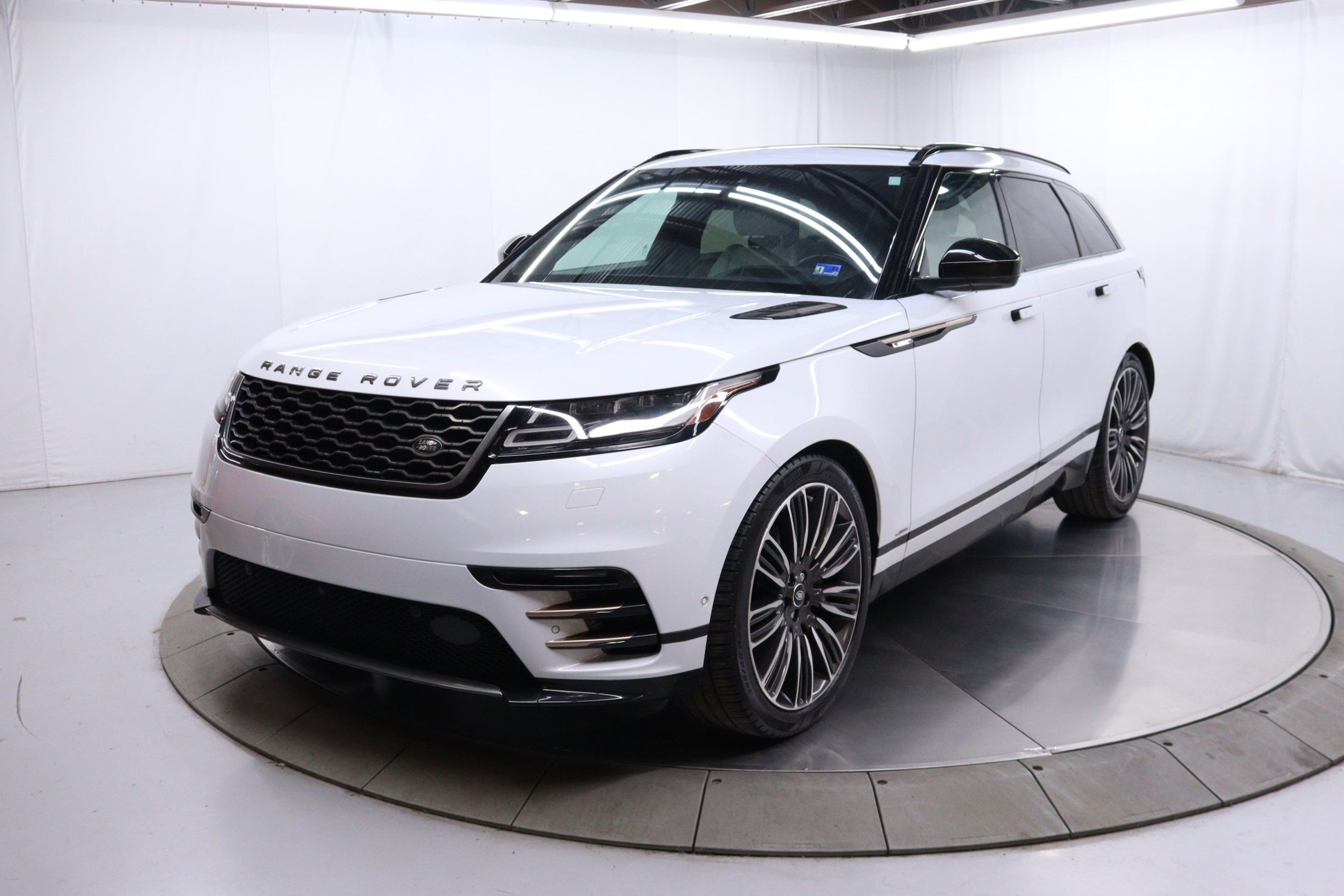 2019 Land Rover Range Rover Velar 3