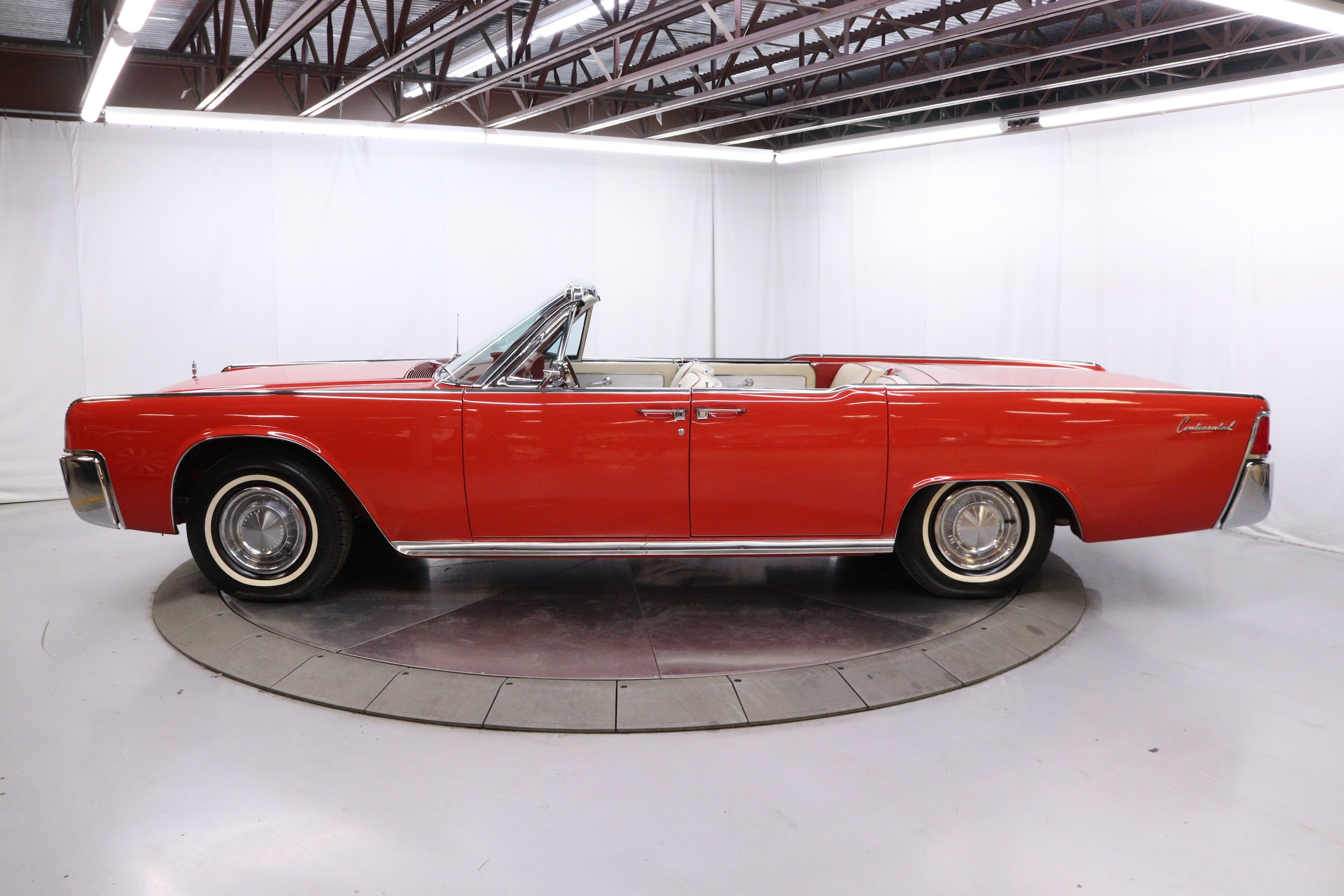 1963 Lincoln Continental 11