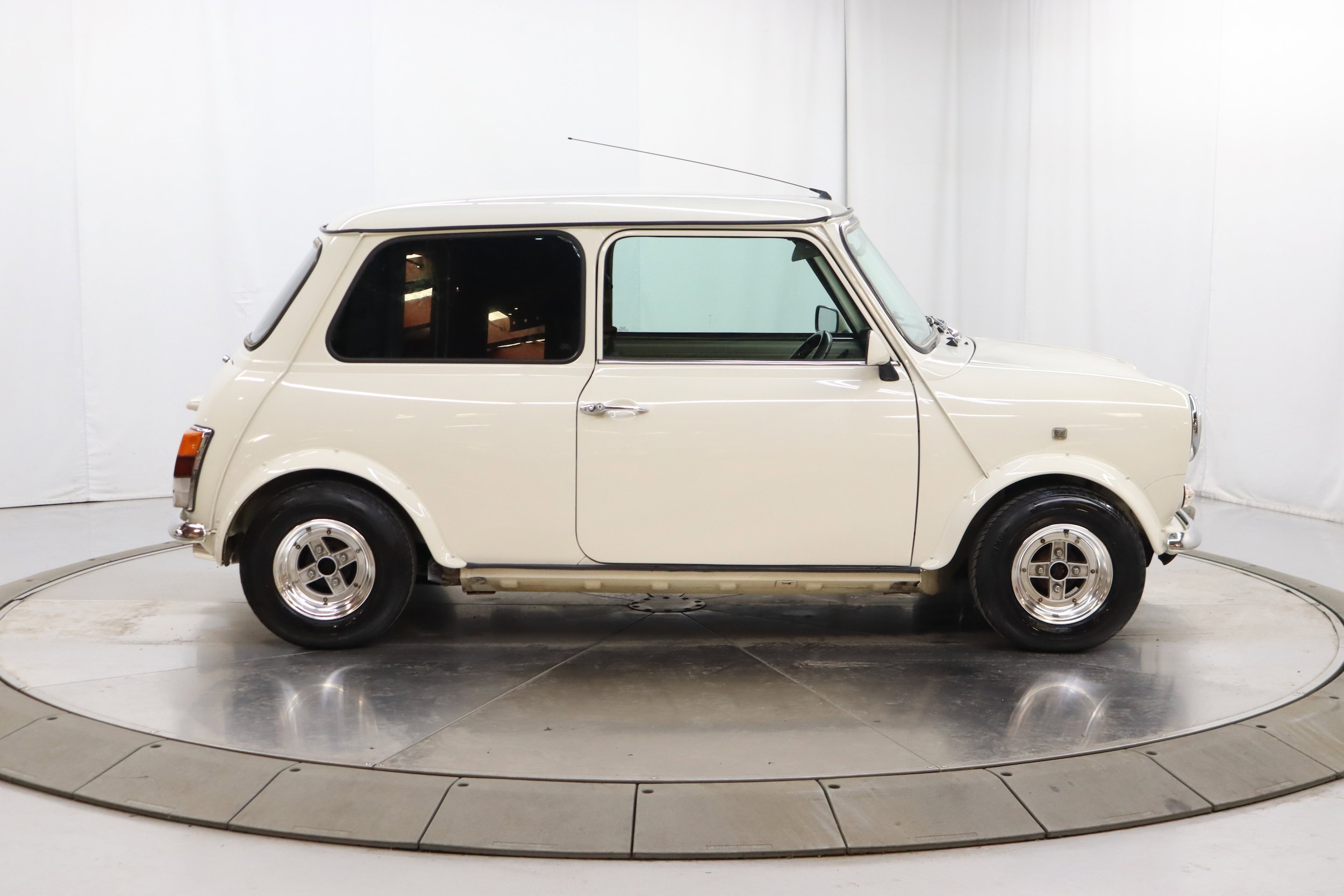 1999 Rover Mini 10