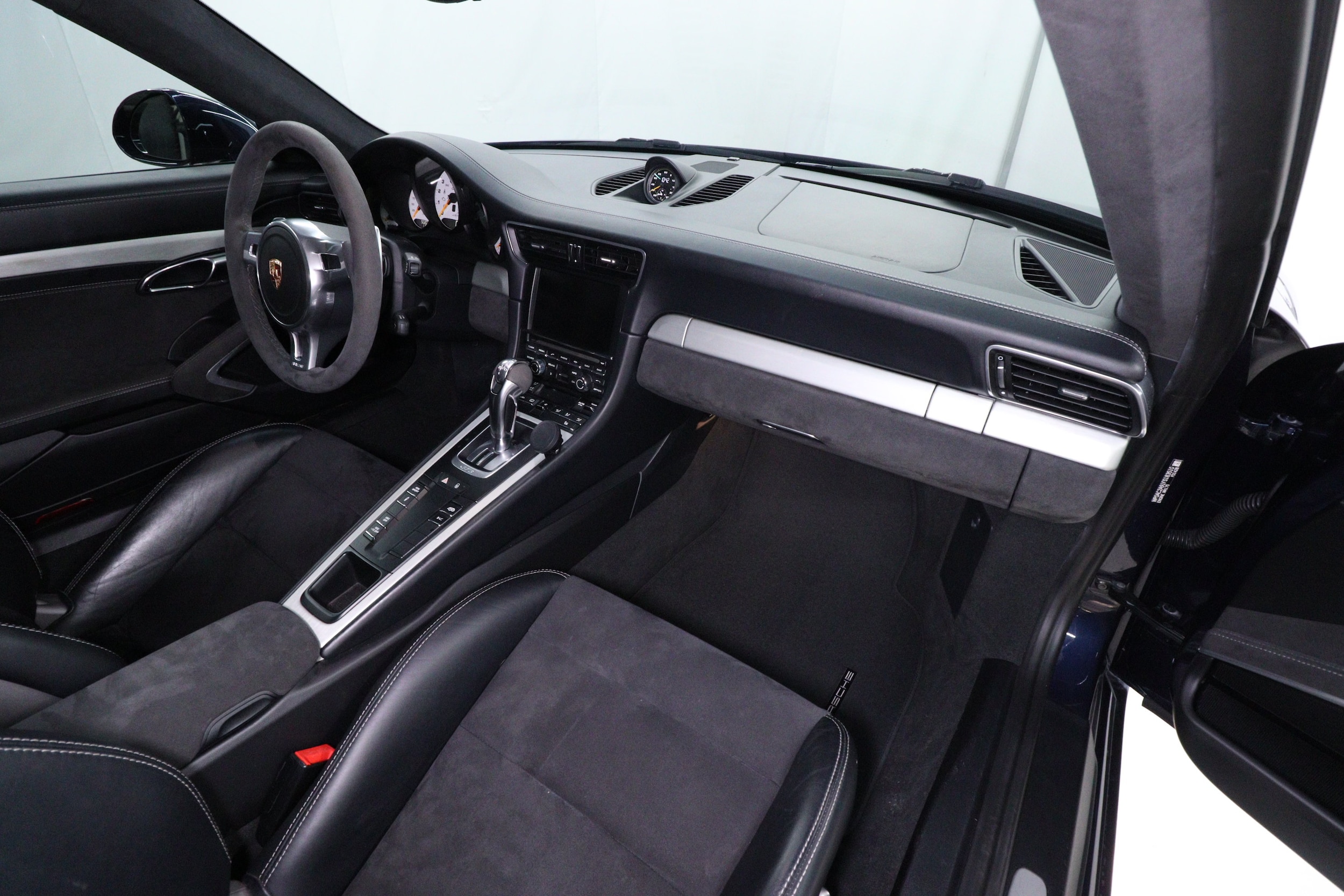 2015 Porsche 911 16