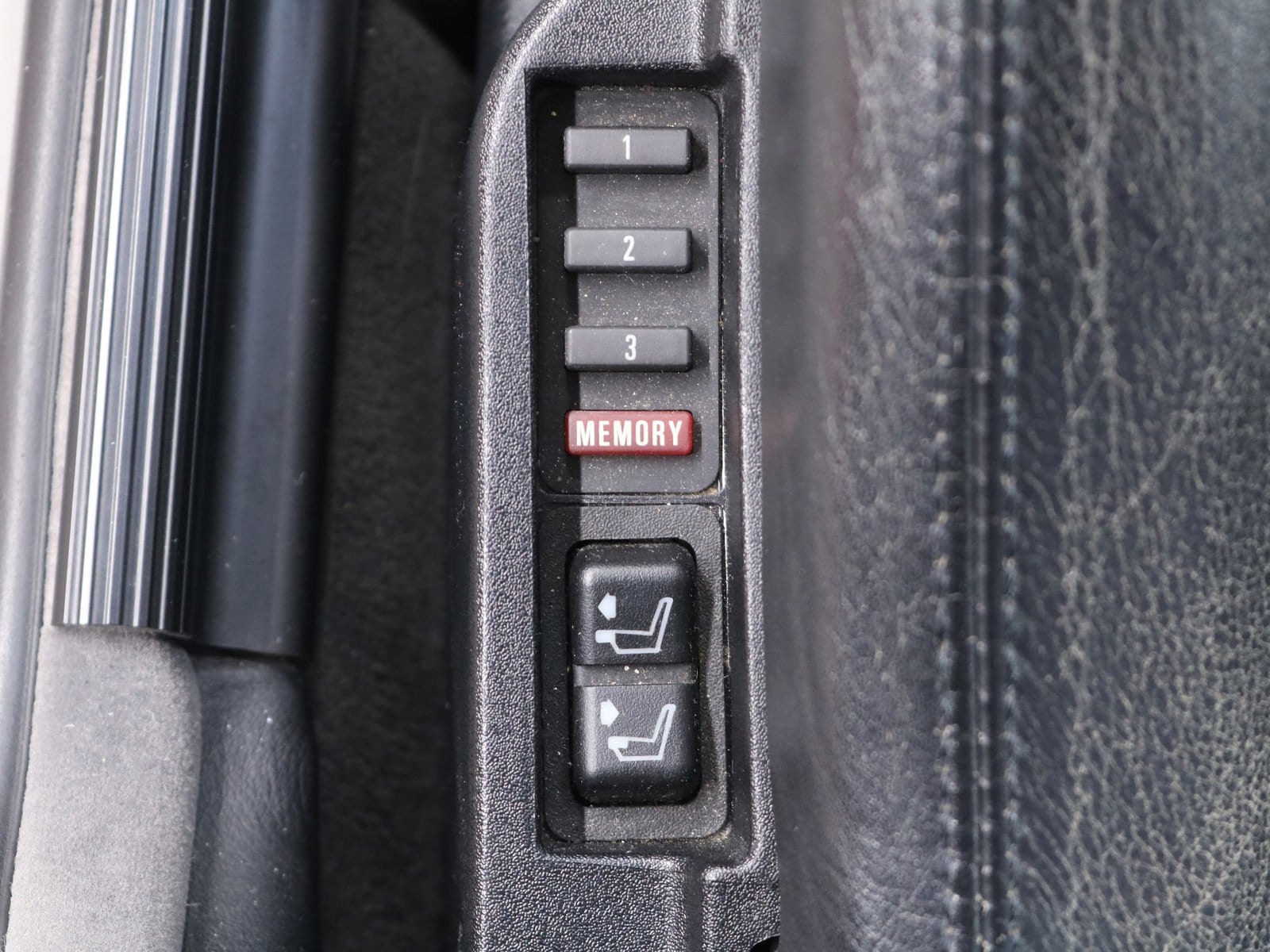 1993 BMW M5 19