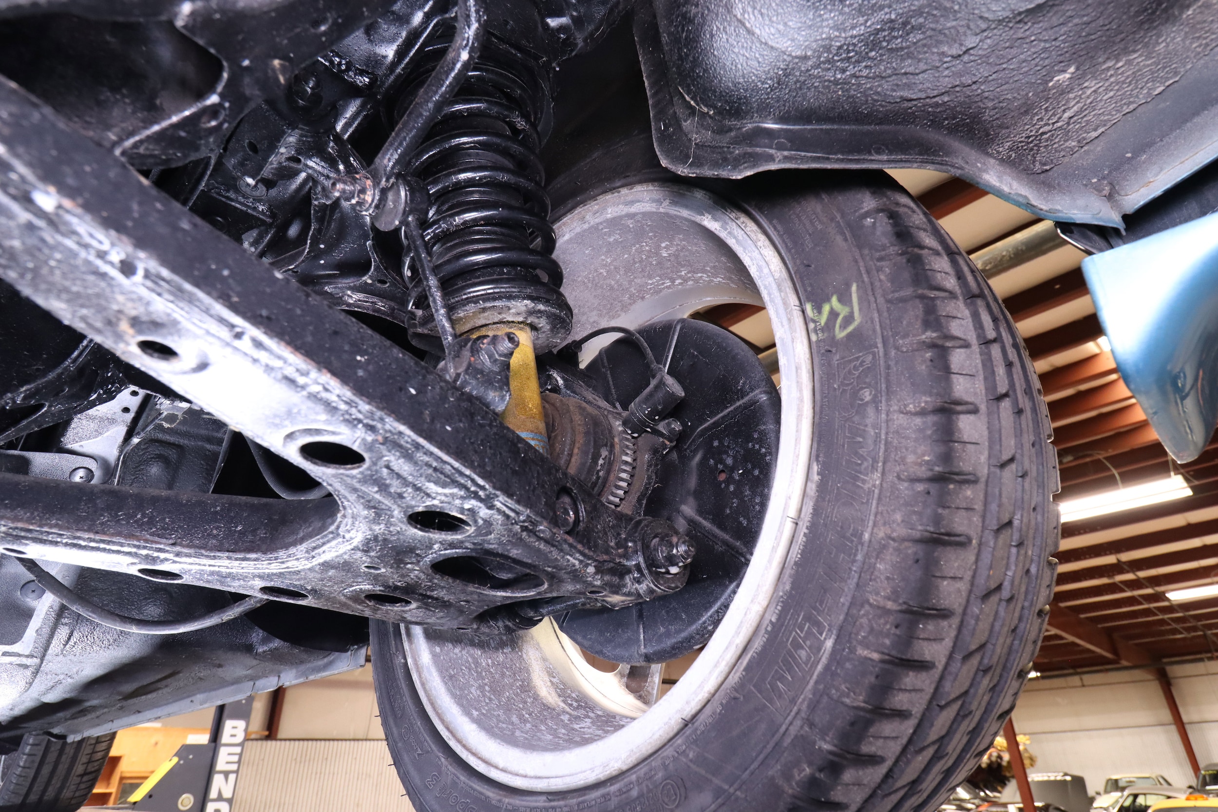 2000 Mazda Roadster 48