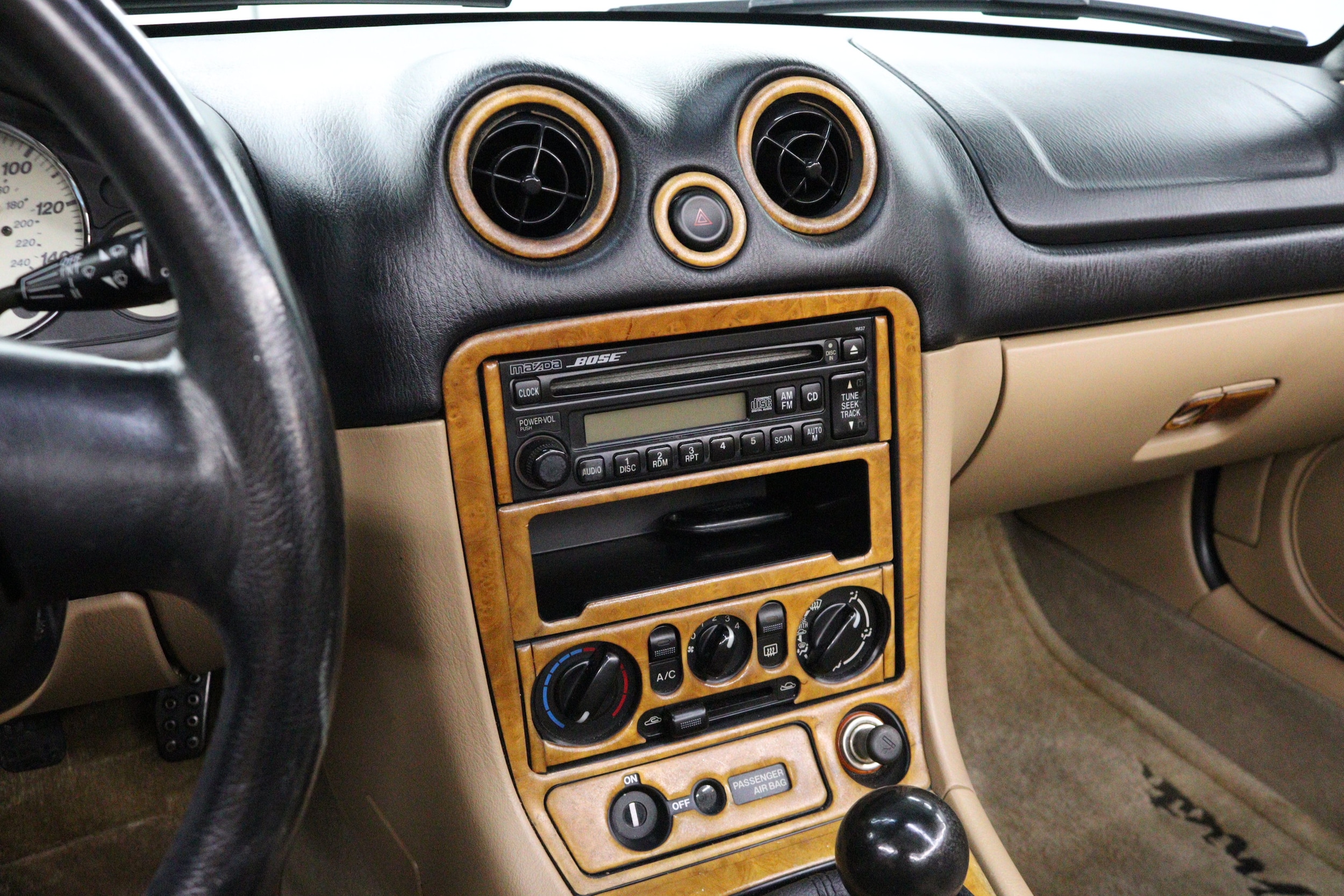 2001 Mazda MX-5 Miata 19