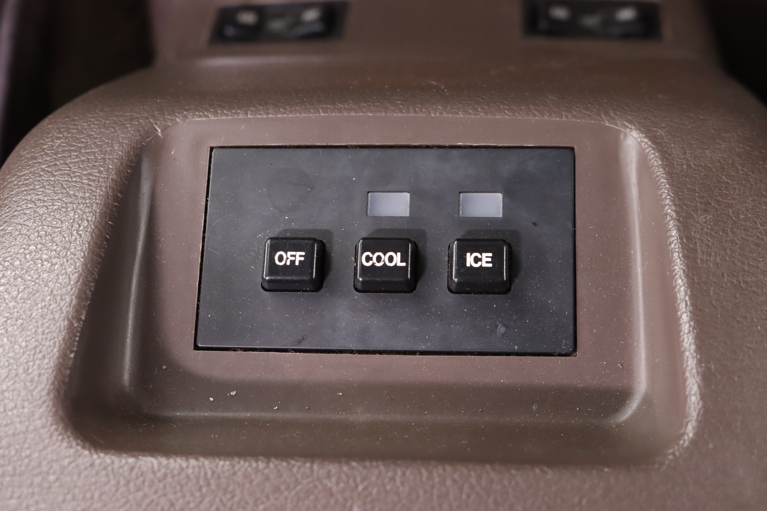 1993 Toyota Land Cruiser 57